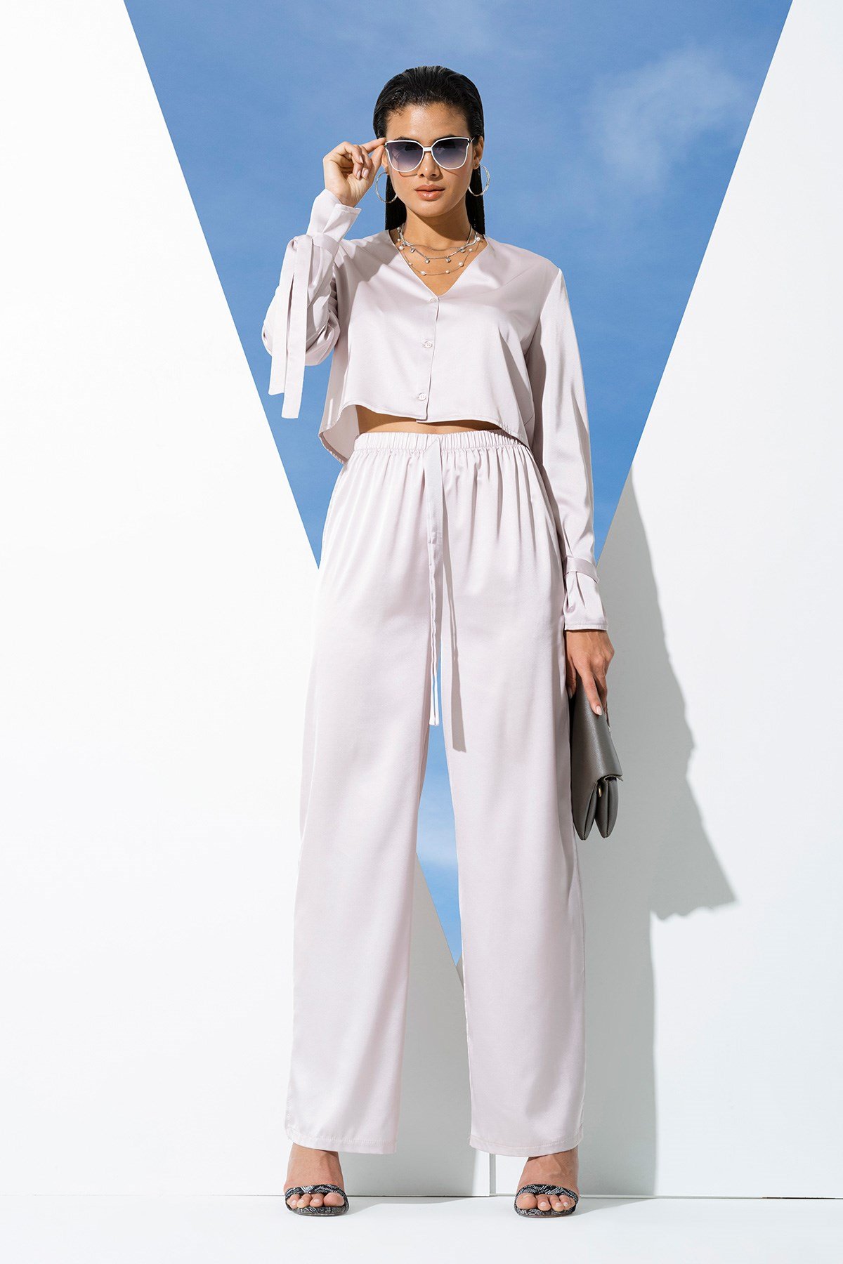 For You İn&Out/For You Moda For You İn&Out For You İn&Out 5 li İçeride&Dışarıda Kol Baglama Detaylı Gri Pijama Takım  