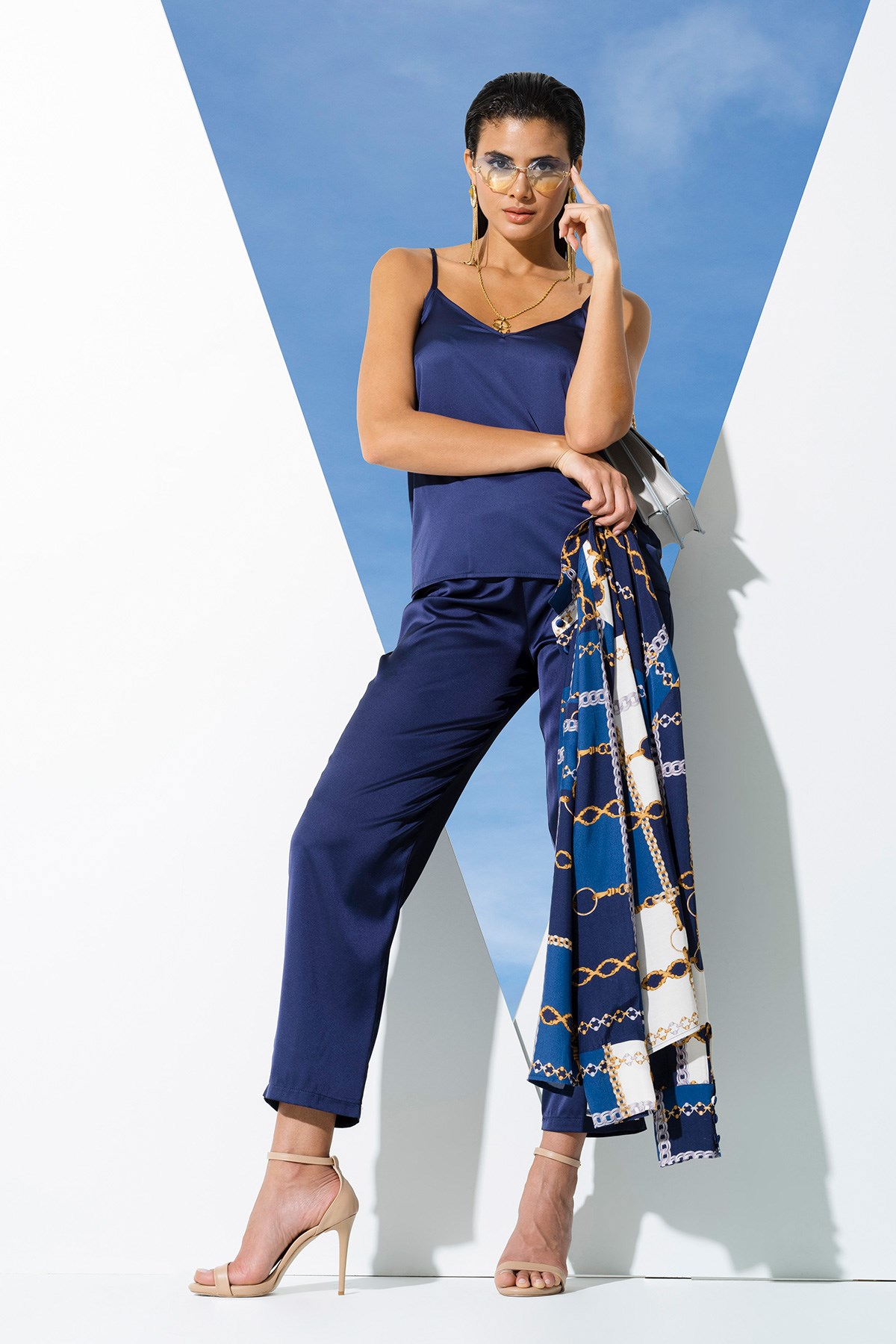 For You İn&Out 6 lı Hem İçeride Hem Dışarıda Zincir Desen Lacivert Pijama Takım  For You İn&Out For You İn&Out 6 lı Hem İçeride Hem Dışarıda Zincir Desen Lacivert Pijama Takım 