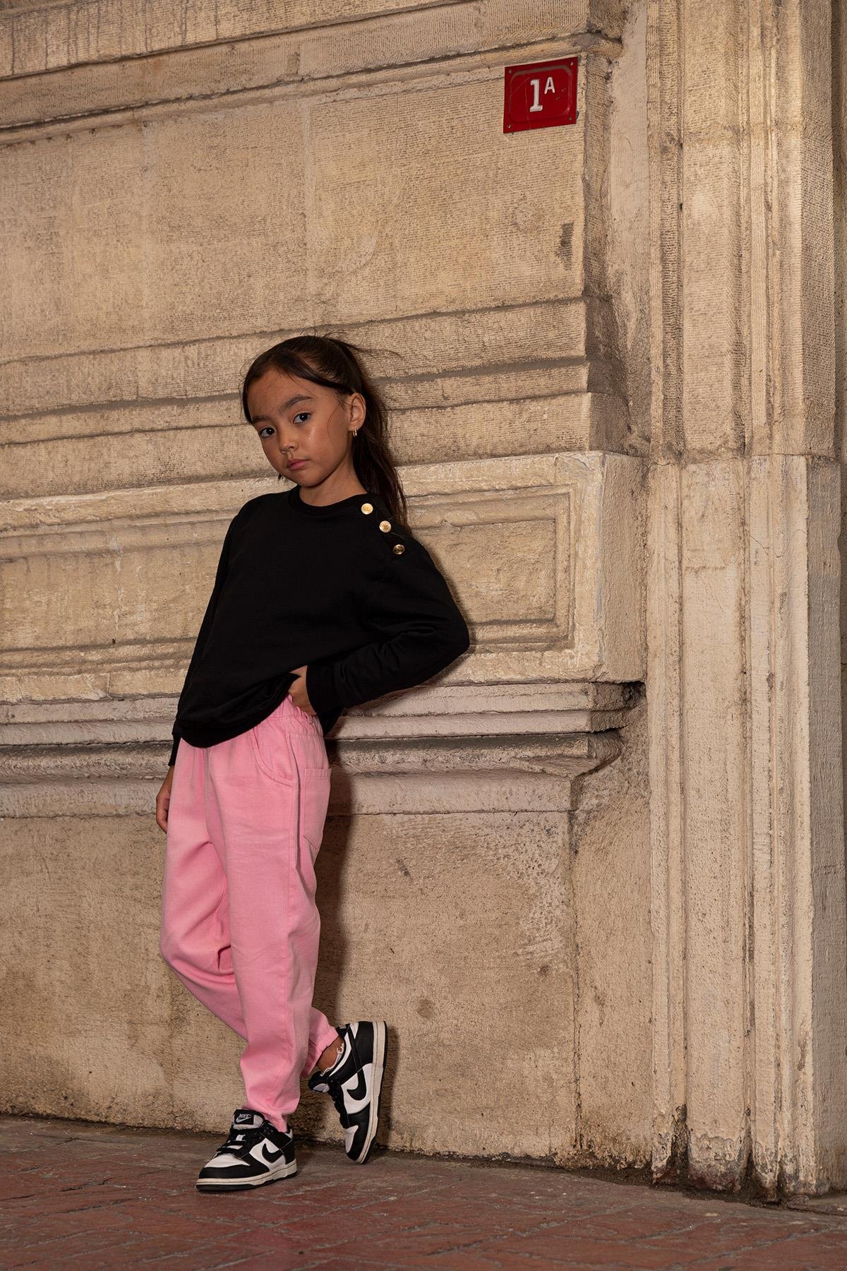 For You Kids 2'li Omuz Düğmeli Bel Fırfırlı Pembe Gabardin Pantolon Takım For You Kids 2'li Omuz Düğmeli Bel Fırfırlı Pembe Gabardin Pantolon Takım