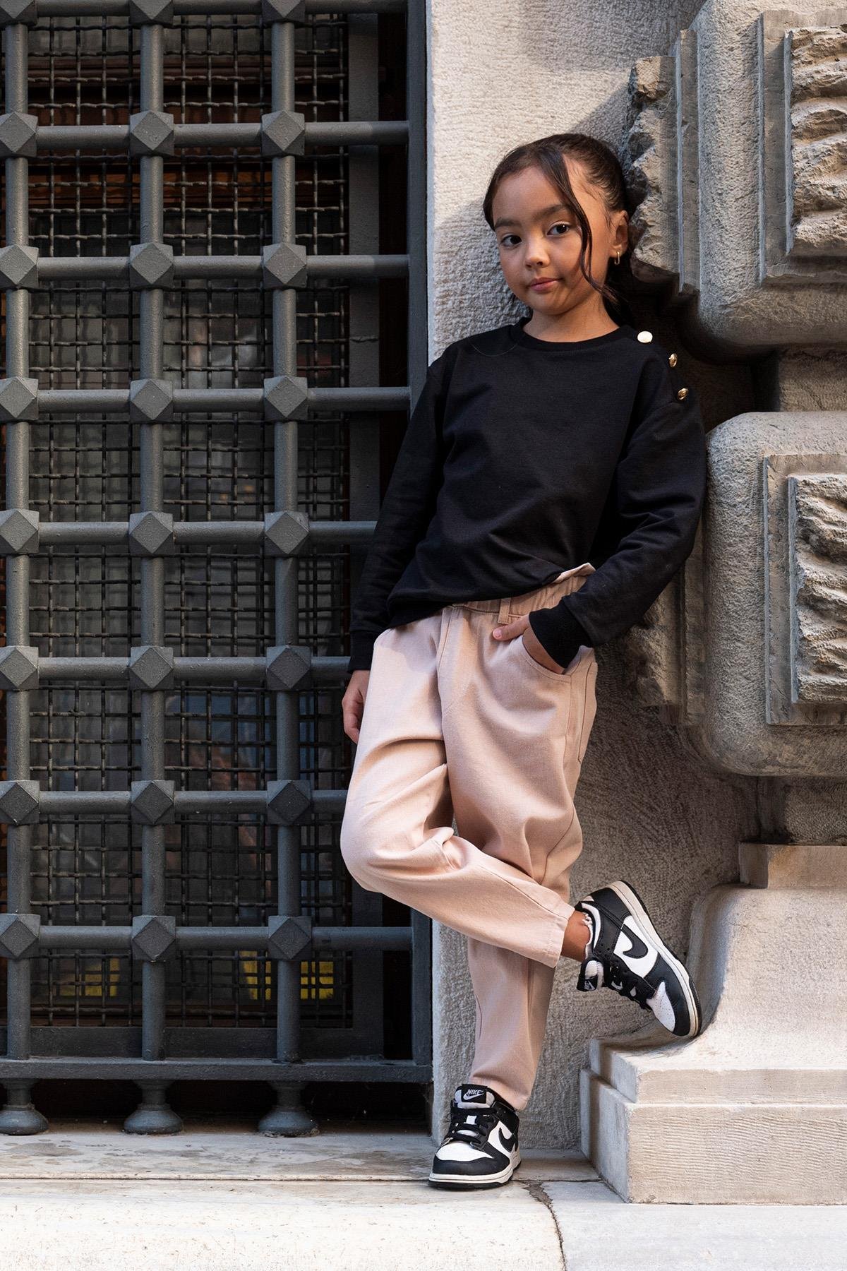 For You Kids 2'li Omuz Düğmeli Bel Fırfırlı Taş Gabardin Pantolon Takım For You Kids 2'li Omuz Düğmeli Bel Fırfırlı Taş Gabardin Pantolon Takım