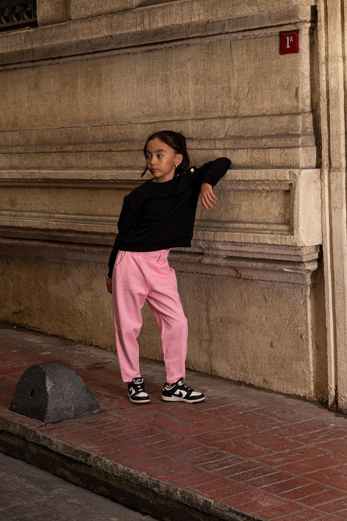 For You Kids 2'li Omuz Düğmeli Bel Fırfırlı Pembe Gabardin Pantolon Takım For You Kids 2'li Omuz Düğmeli Bel Fırfırlı Pembe Gabardin Pantolon Takım