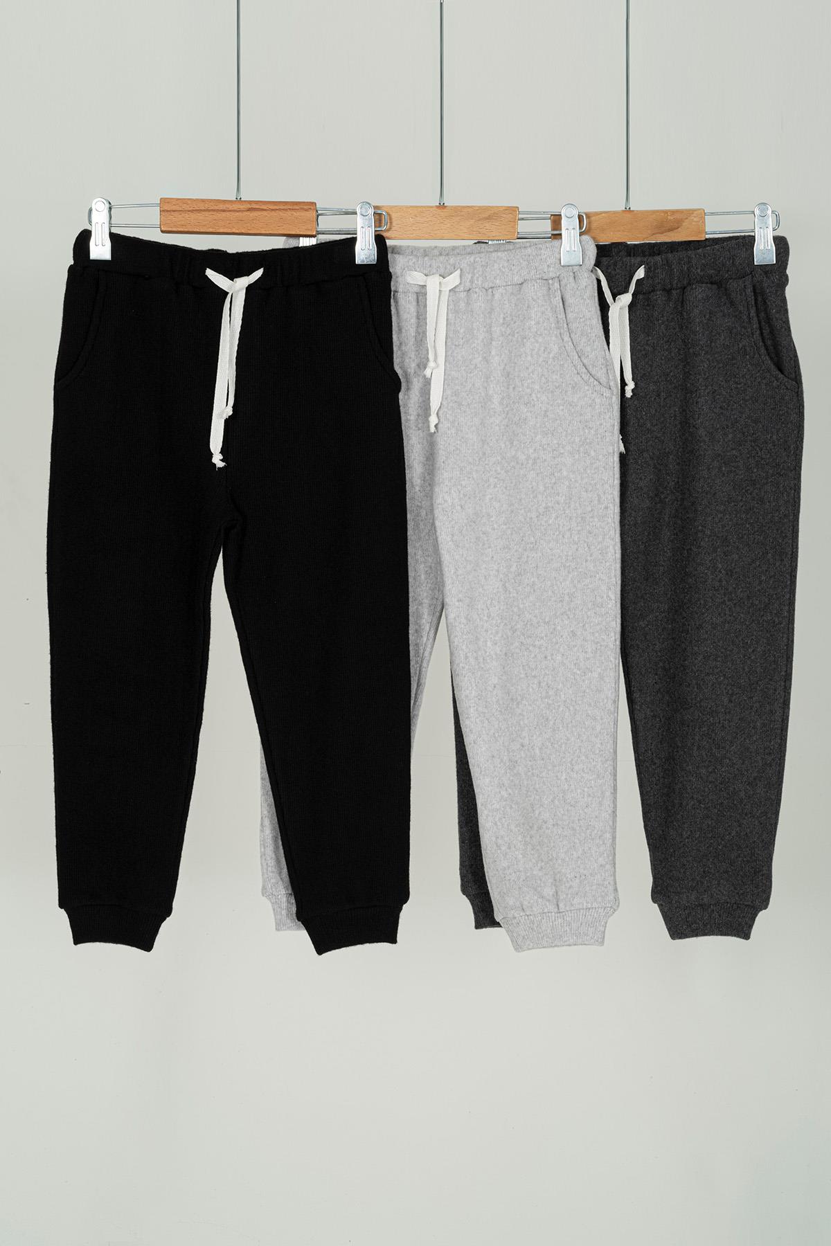 For You Kids 3'lü Cepli Siyah Gri Yeşil Jogger Set For You Kids 3'lü Cepli Siyah Gri Yeşil Jogger Set