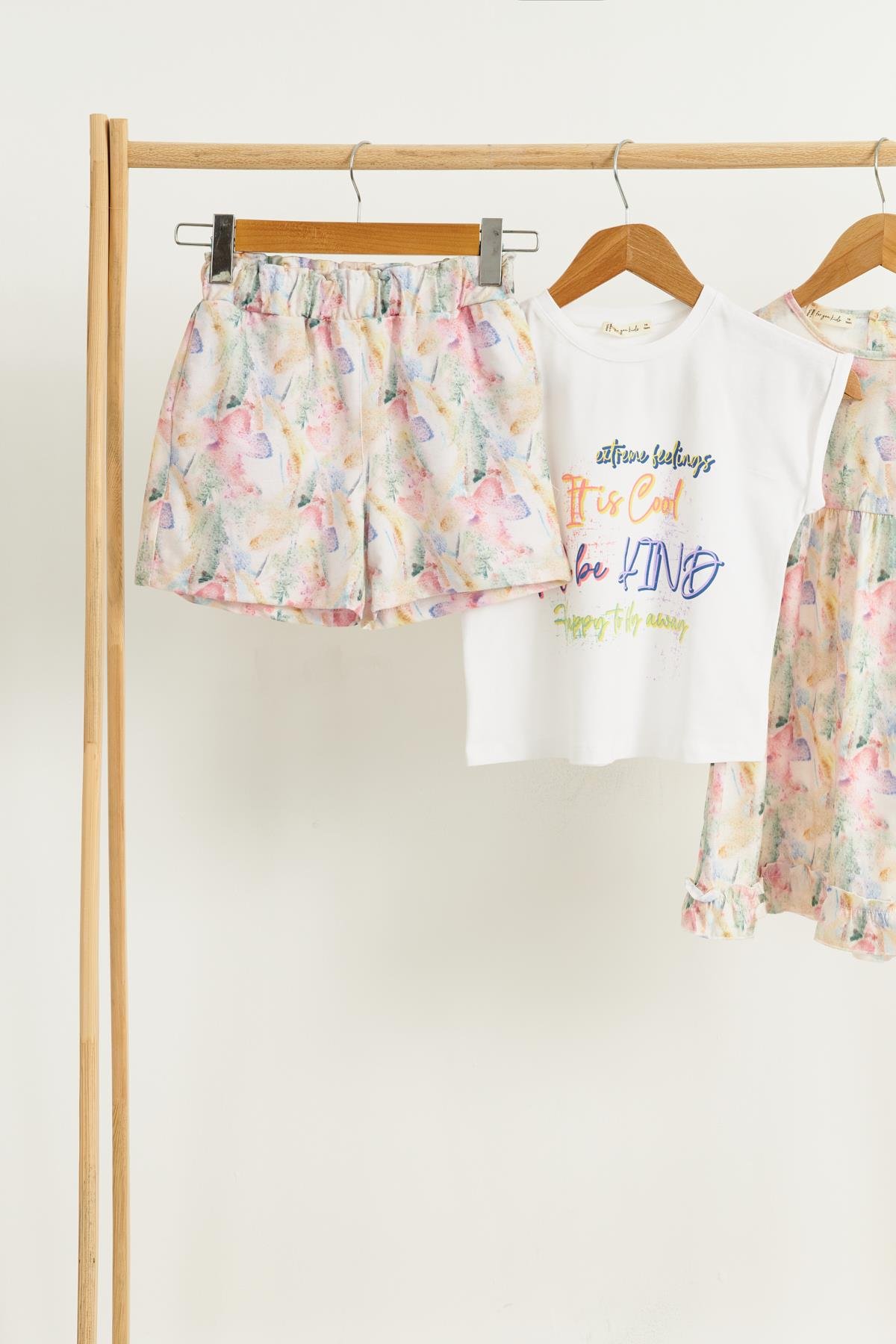 3'lü Tshirt Elbise Şort Sarı Takım For You Kids 3'lü Tshirt Elbise Şort Sarı Takım