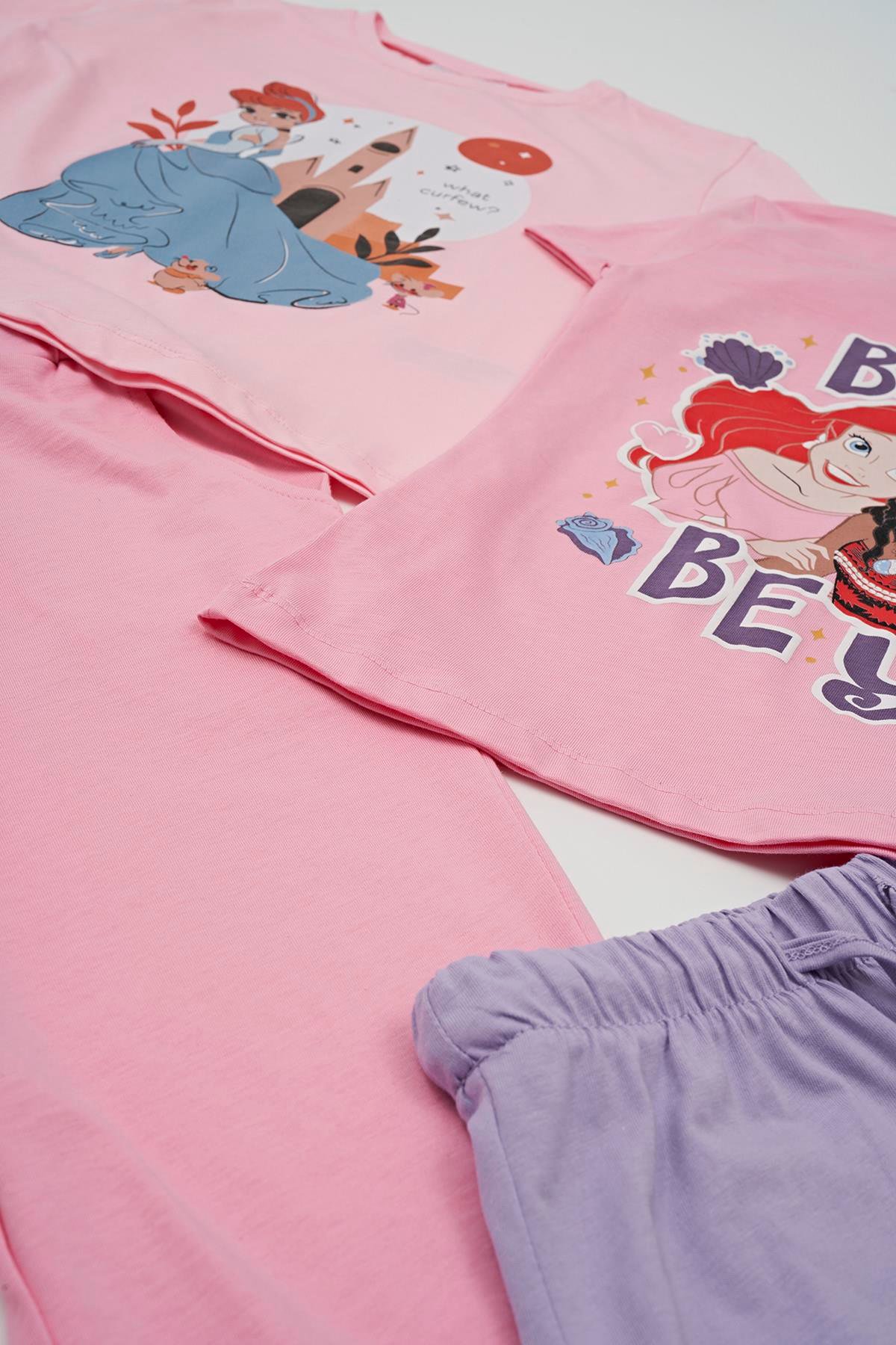 For You Kids 4'lü Disney Princess Baskılı Tshirt Şort Pantolon Takım For You Kids 4'lü Disney Princess Baskılı Tshirt Şort Pantolon Takım