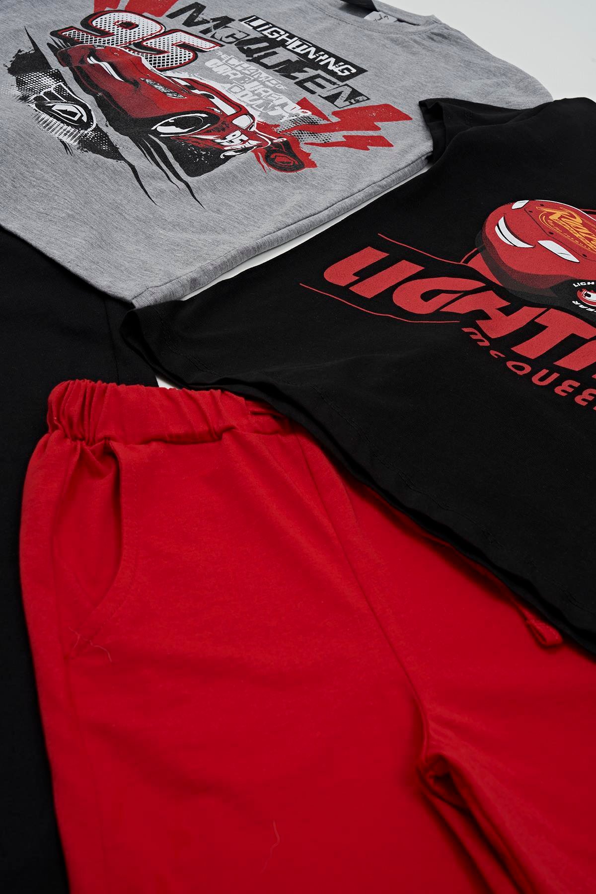 For You Kids 4'lü Mc Queen Baskılı Tshirt Şort Pantolon Takım  For You Kids 4'lü McQueen Baskılı Tshirt Şort Pantolon Siyah Takım