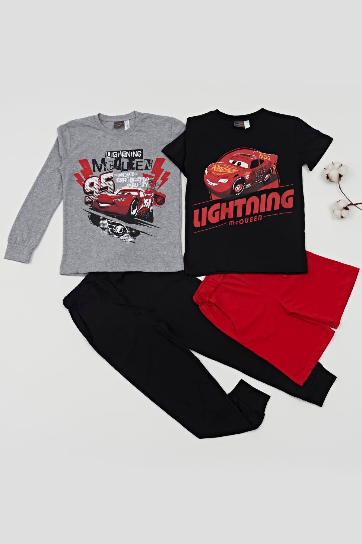 For You Kids 4'lü Mc Queen Baskılı Tshirt Şort Pantolon Takım  For You Kids 4'lü McQueen Baskılı Tshirt Şort Pantolon Siyah Takım