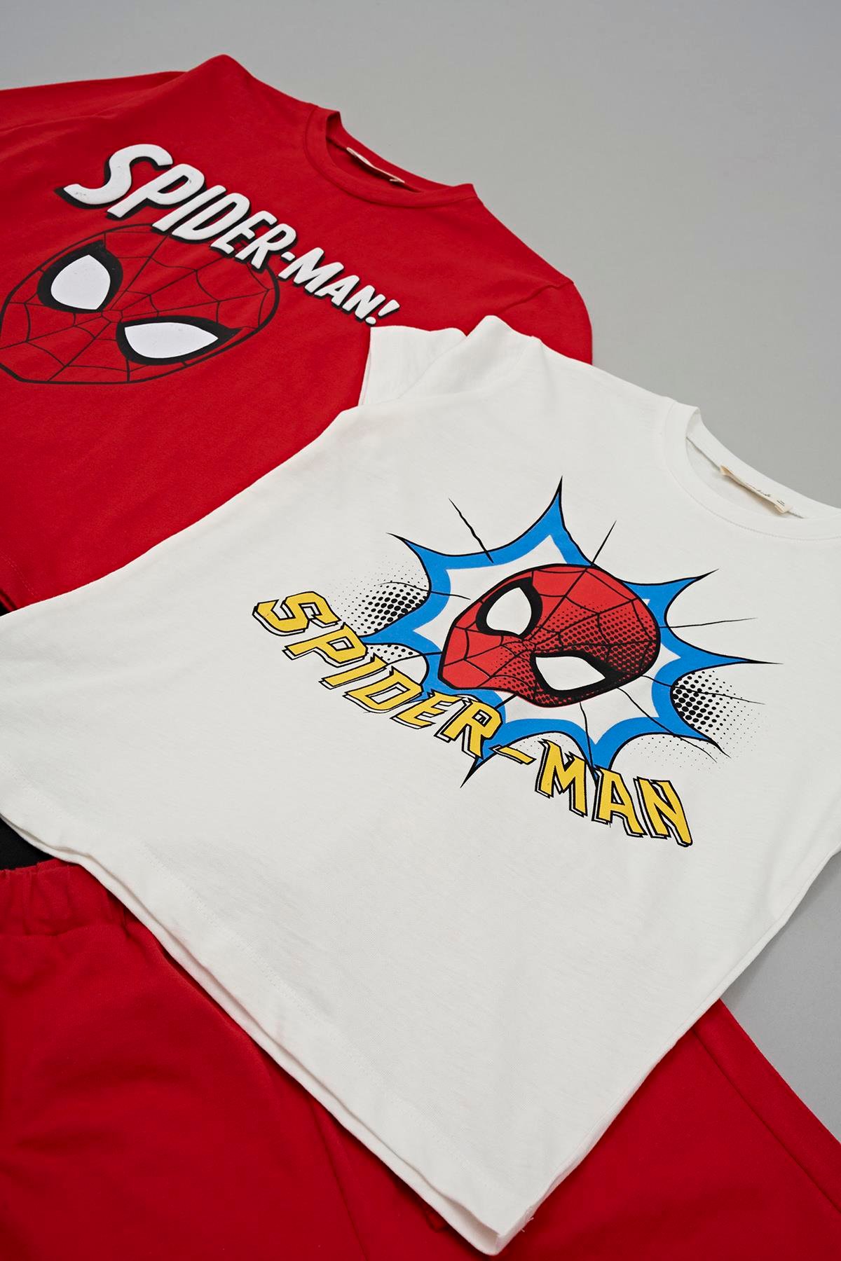For You Kids 4'lü SPİDER MAN Baskılı Tshirt Şort Pantolon Kırmızı Takım For You Kids 4'lü SPİDER-MAN Baskılı Tshirt Şort Pantolon Kırmızı Takım