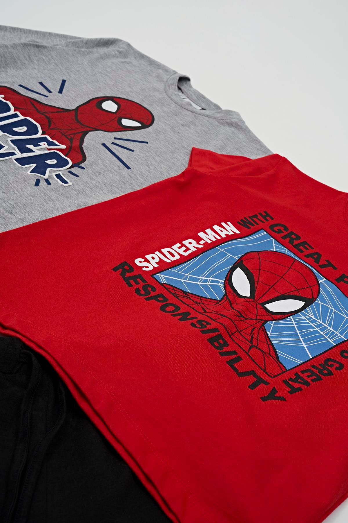 4'lü SPİDER-MAN Tshirt Şort Pantolon Takım  For You Kids 4'lü SPİDER-MAN Tshirt Şort Pantolon Takım 