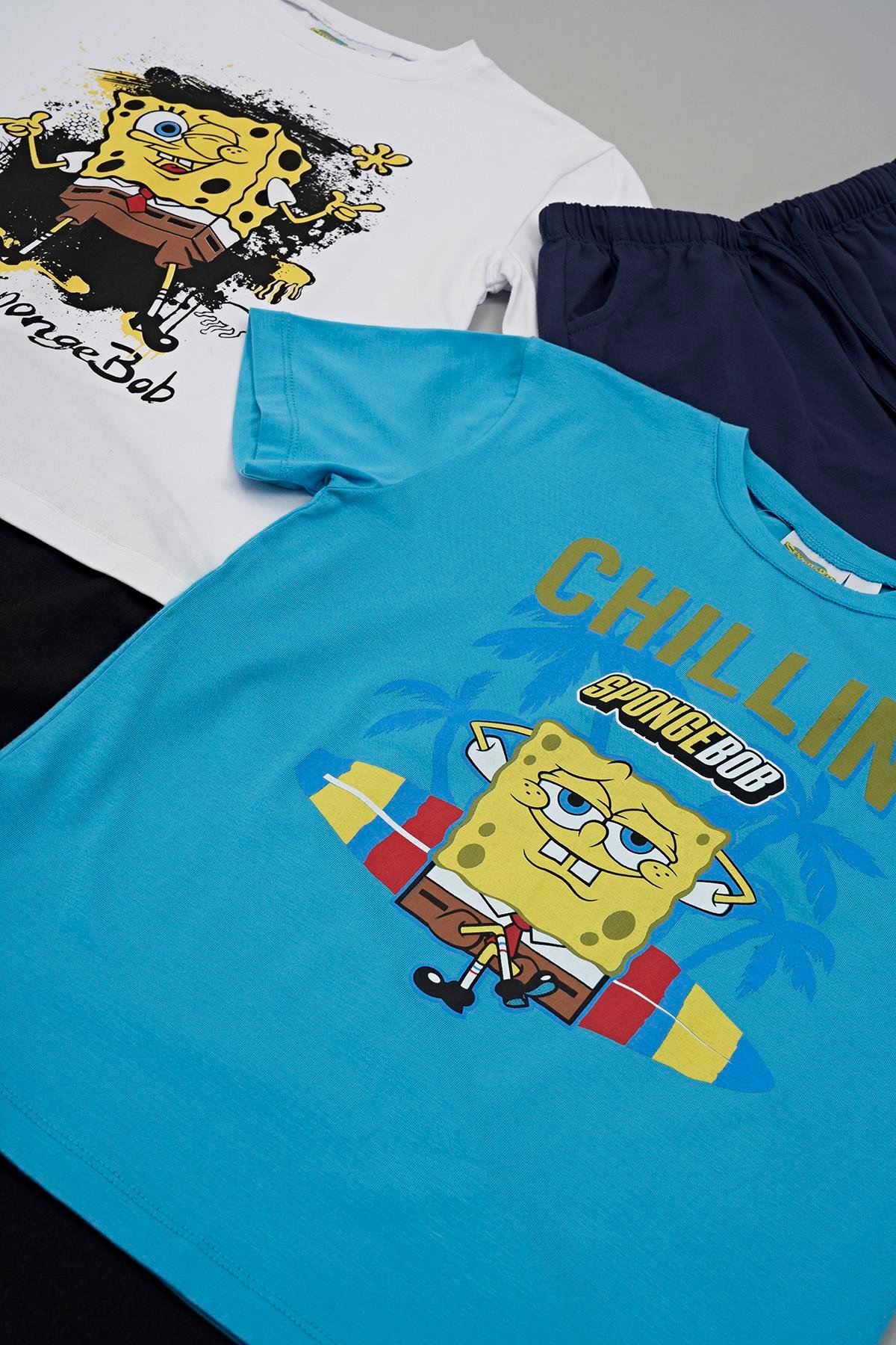 For You Kids 4'lü Sünger Bob Baskı Lacivert Tshirt Şort Pantolon Takım For You Kids 4'lü Sünger Bob Baskı Lacivert Tshirt Şort Pantolon Takım