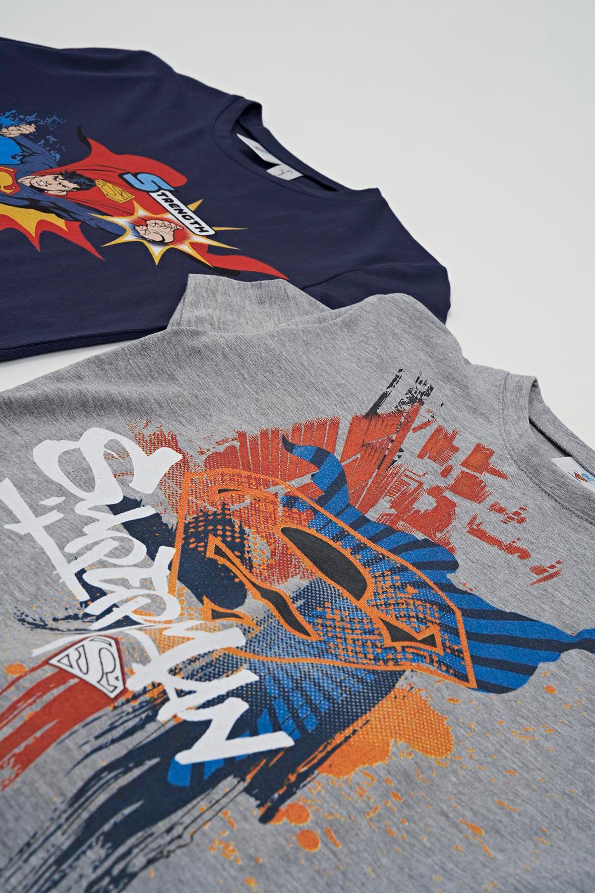 For You Kids 4'lü Süper Man Baskılı Lacivert Tshirt Şort Pantolon Takım For You Kids 4'lü Süper Man Baskılı Lacivert Tshirt Şort Pantolon Takım