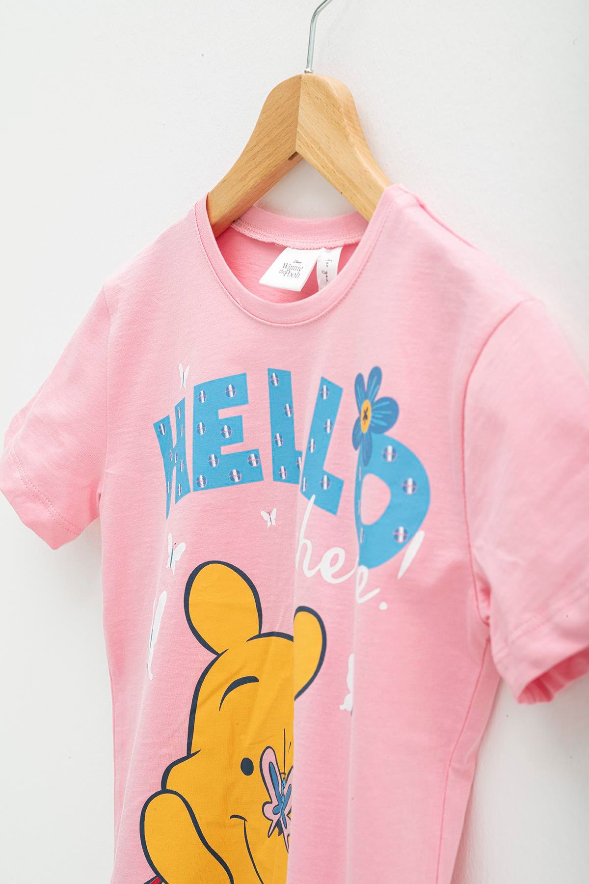 For You Kids 4'lü Winnie The Pooh Baskılı Tshirt Şort Pantolon Takım For You Kids 4'lü Winnie The Pooh Baskılı Tshirt Şort Pantolon Takım