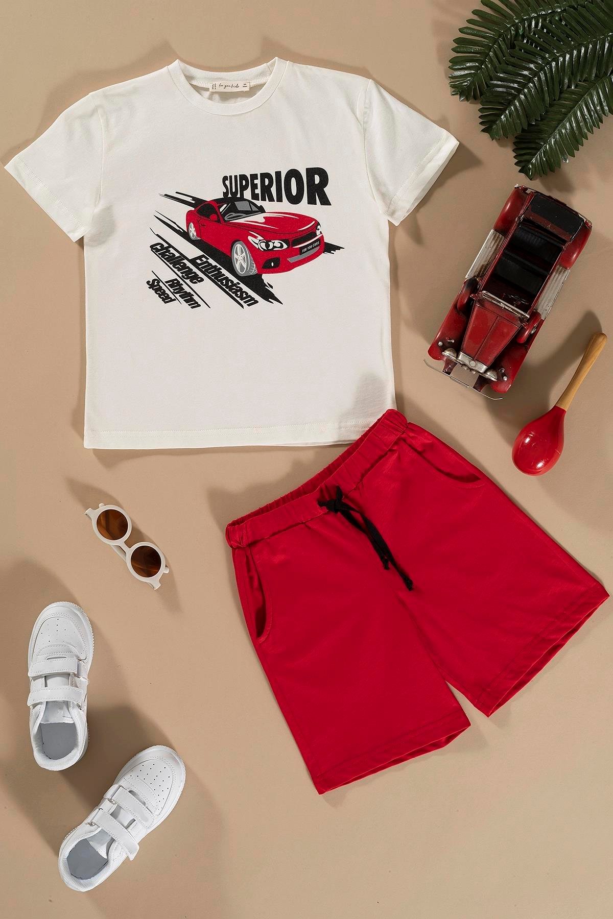 For You Kids Araba Baskılı Kırmızı Alt Üst Şort Takım  For You Kids Araba Baskılı Kırmızı Alt Üst Şort Takım