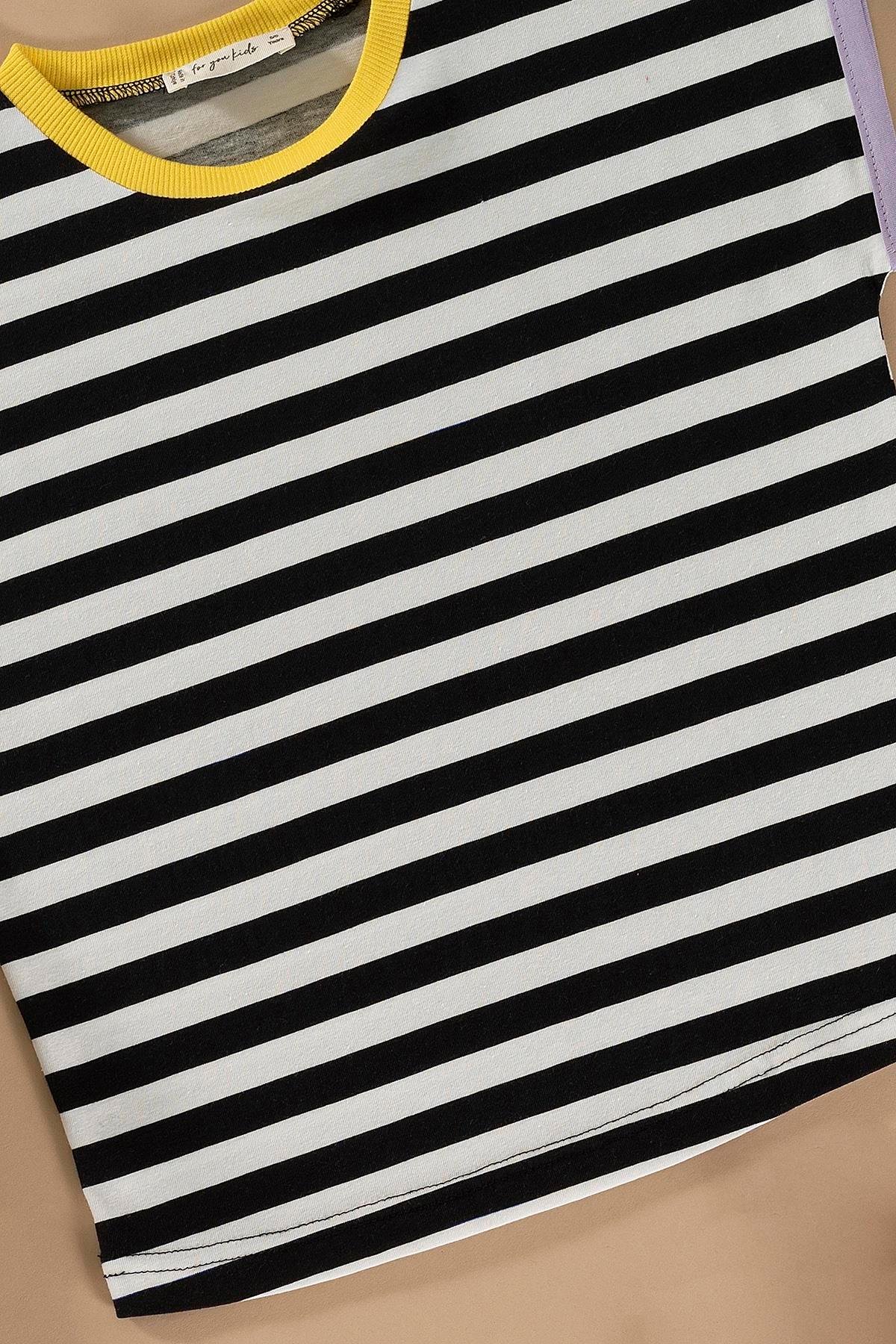 For You Kids Çizgili Yarasa Kol Garni Detaylı Siyah Alt Üst Takım For You Kids Çizgili Yarasa Kol Garni Detaylı Siyah Alt Üst Takım