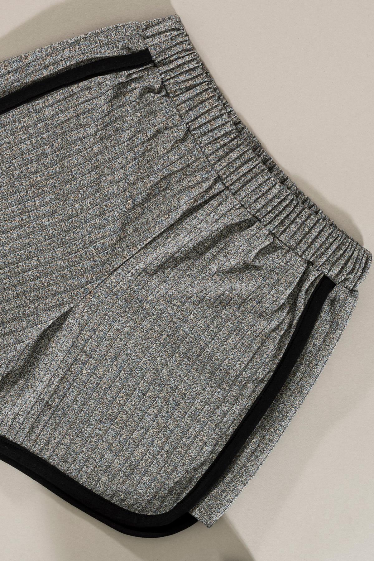 For You Kids Emoji Detaylı Siyah Alt Üst Şort Takım For You Kids Emoji Detaylı Siyah Alt Üst Şort Takım