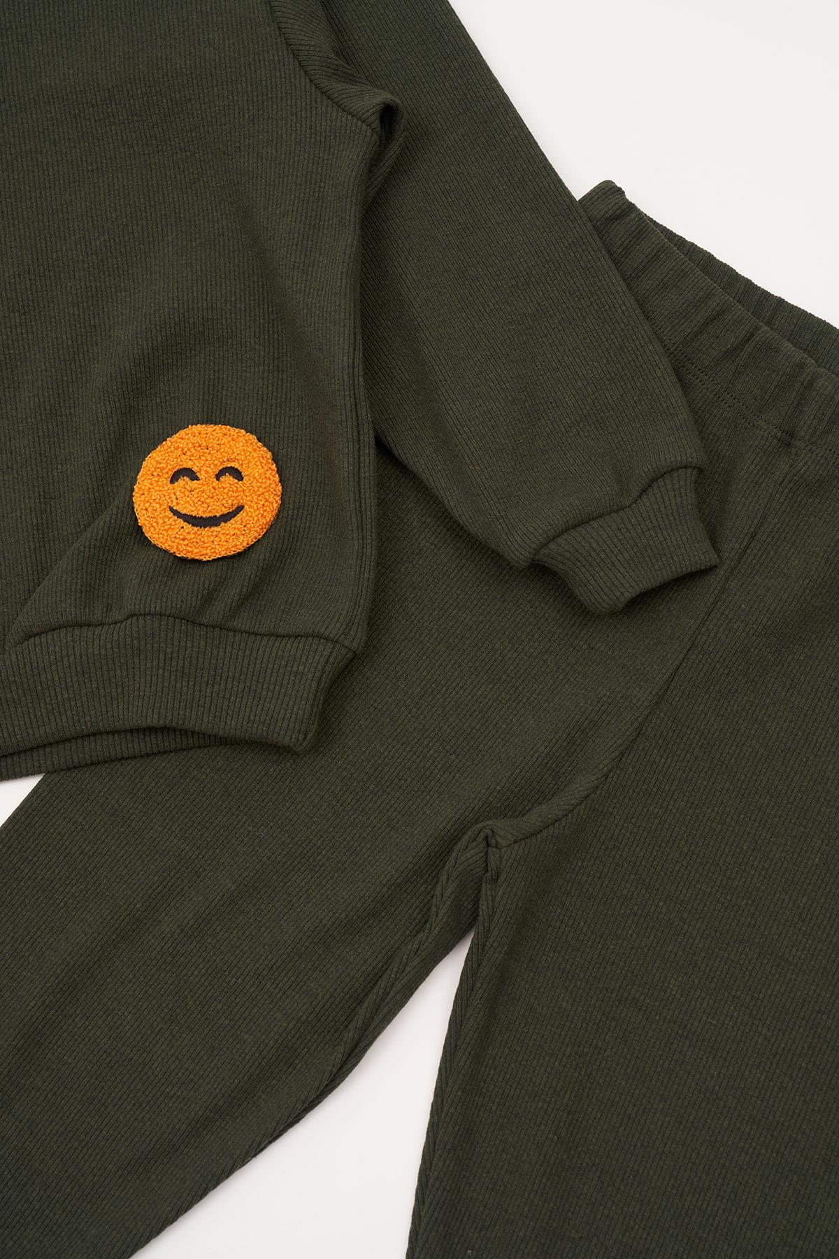 For You Kids Emoji Nakışlı Taytlı Yeşil Alt Üst Takım For You Kids Emoji Nakışlı Taytlı Yeşil Alt Üst Takım