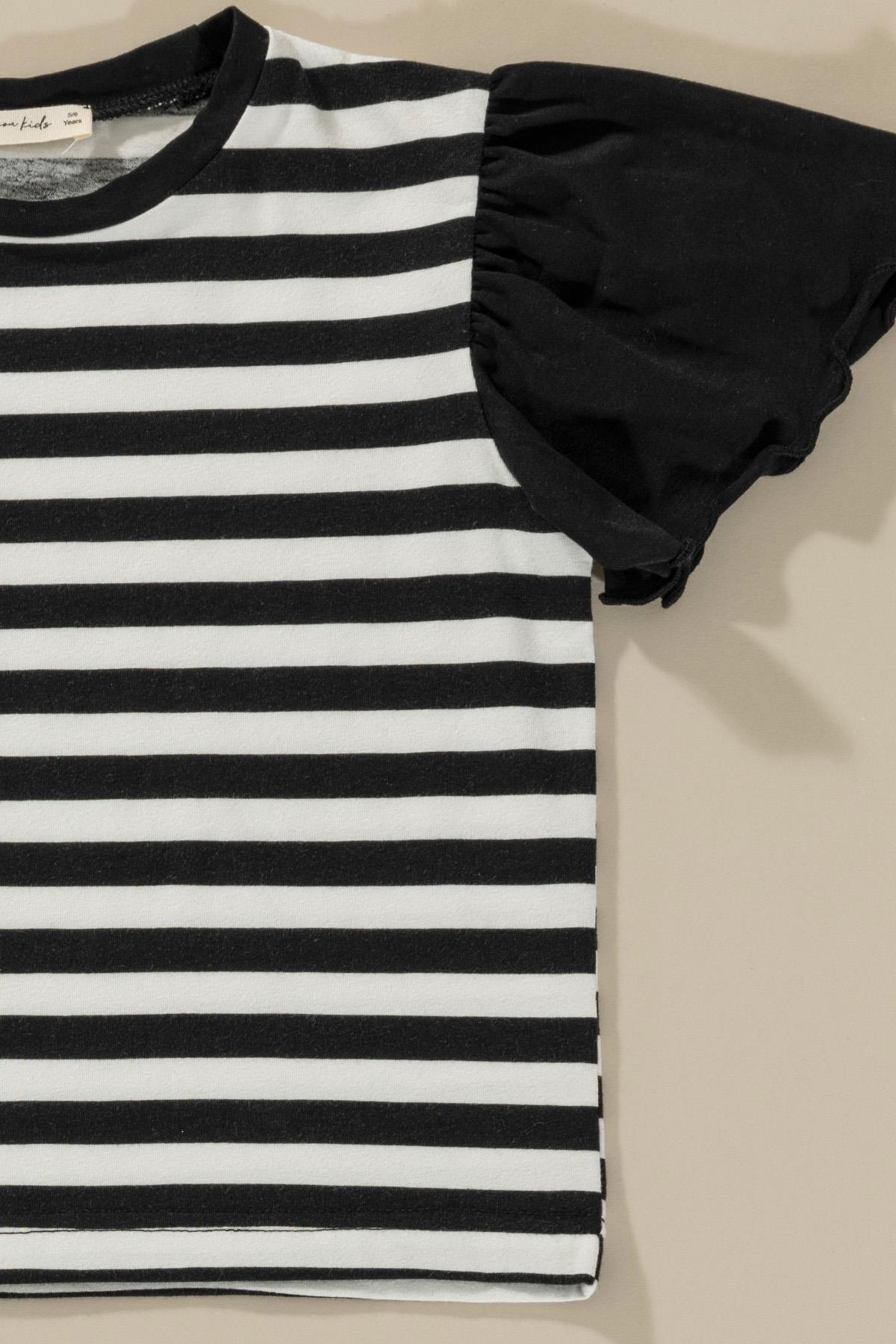 For You Kids Fırfır Detaylı Cizgili Tsihrt Pantolon Siyah Takım  For You Kids Fırfır Detaylı Cizgili Tsihrt Pantolon Siyah Takım 