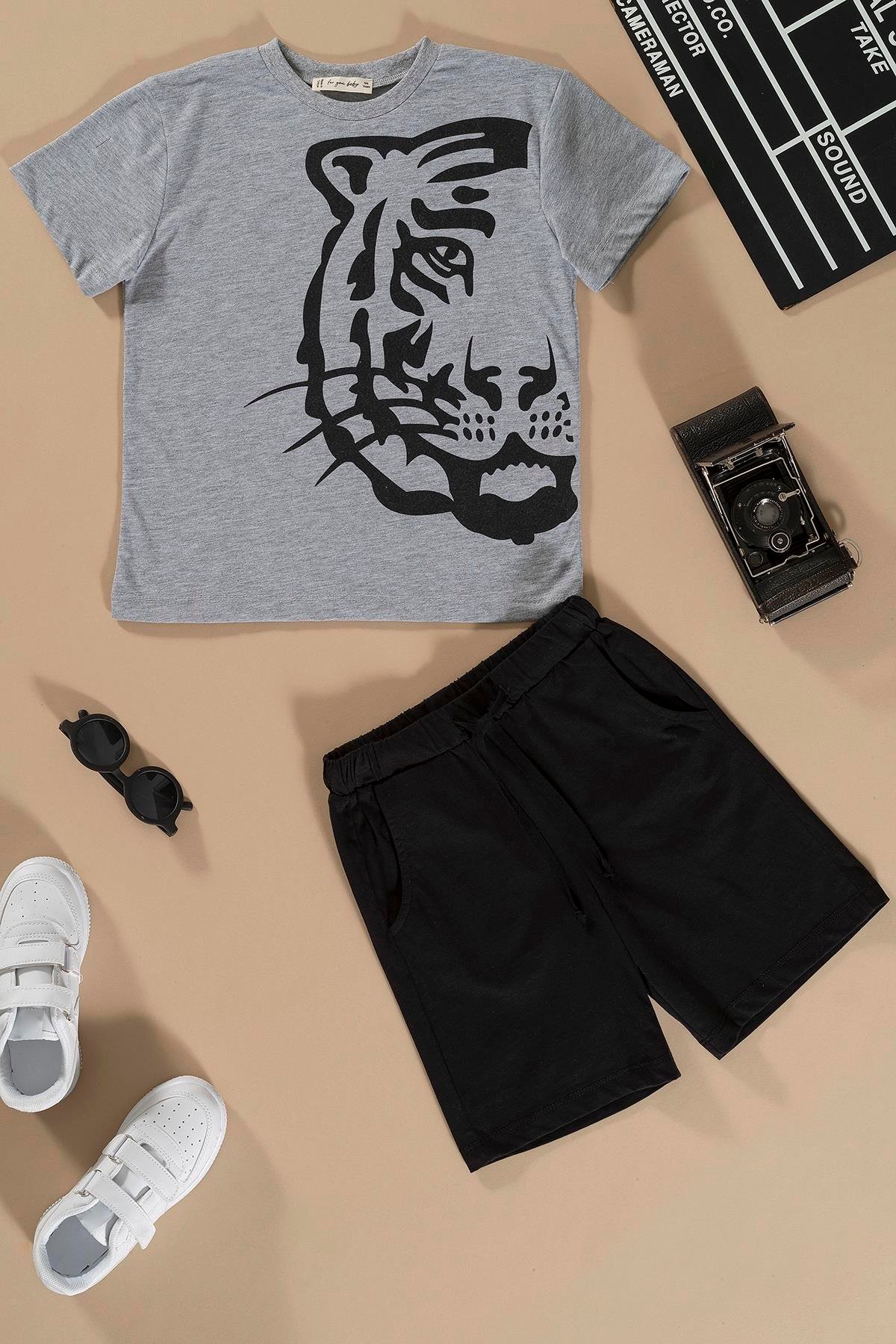 Kaplan Baskılı Siyah Tshirt Şort Takım  For You Kids Kaplan Baskılı Siyah Tshirt Şort Takım 