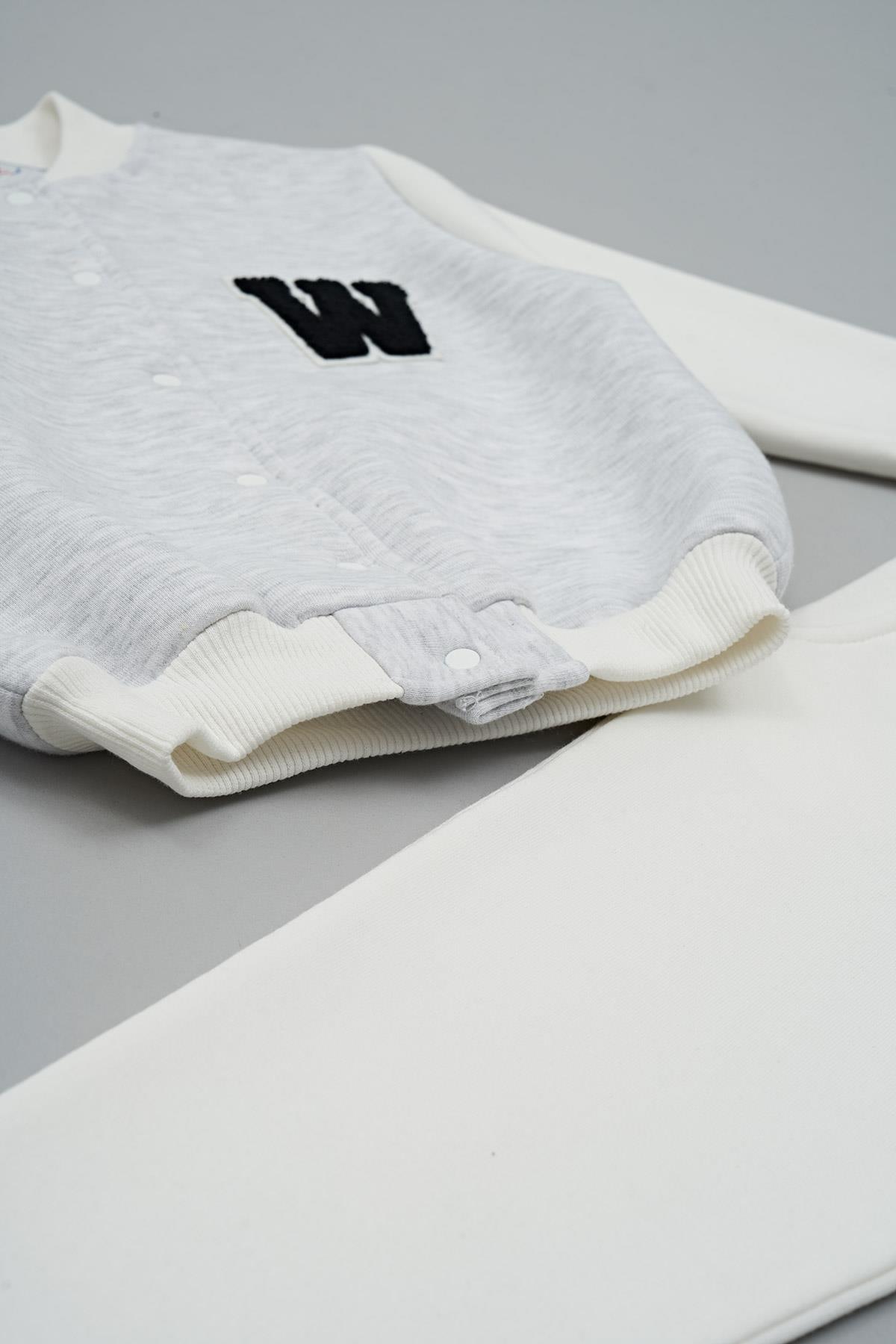 For You Kids Kolej Ceket W Nakışlı Gri Alt Üst Takım  For You Kids Kolej Ceket W Nakışlı Gri Alt Üst Takım 