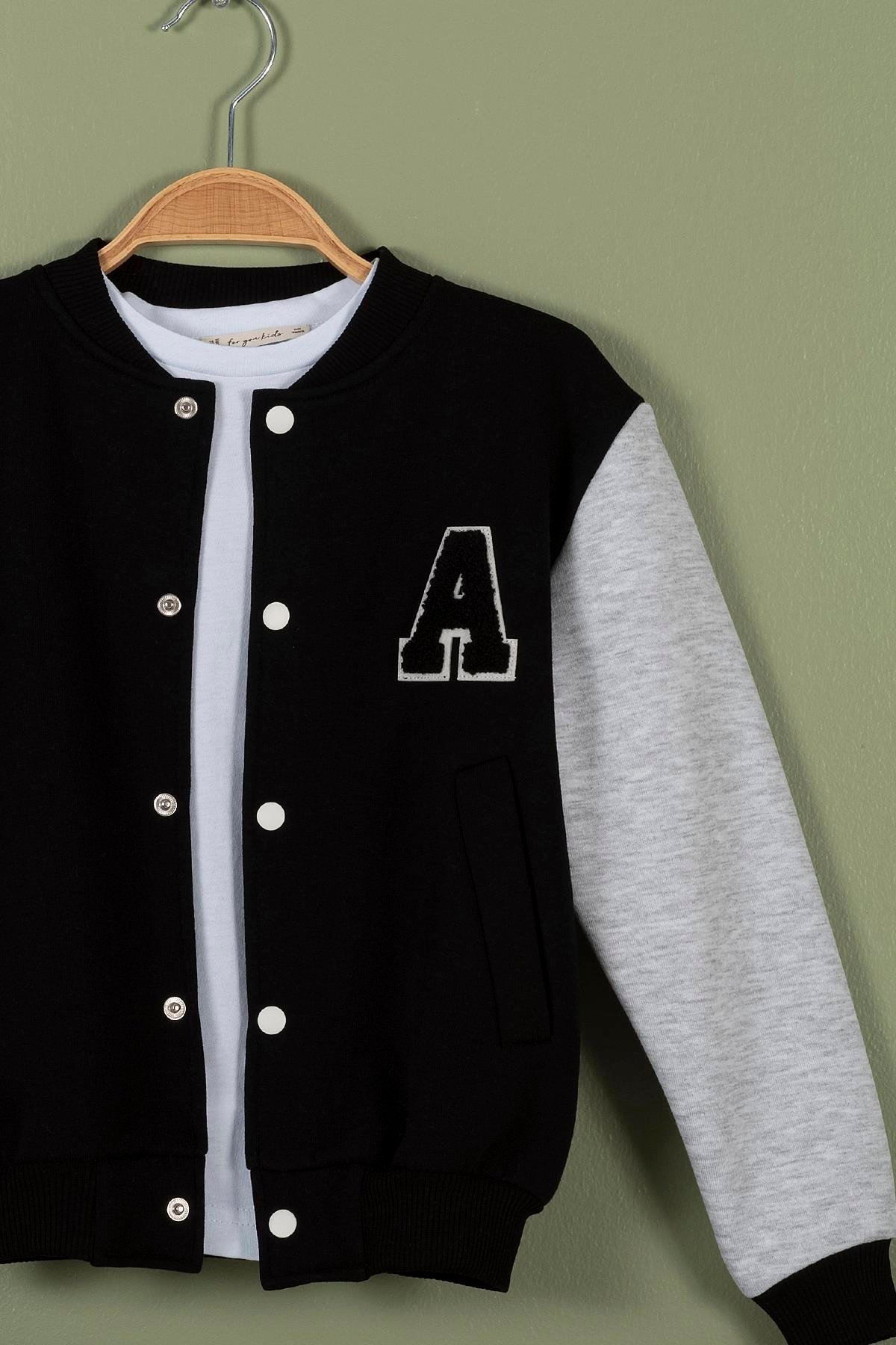 For You Kids Nakışlı Siyah Erkek Çocuk Kolej Ceket For You Kids Nakışlı Siyah Erkek Çocuk Kolej Ceket