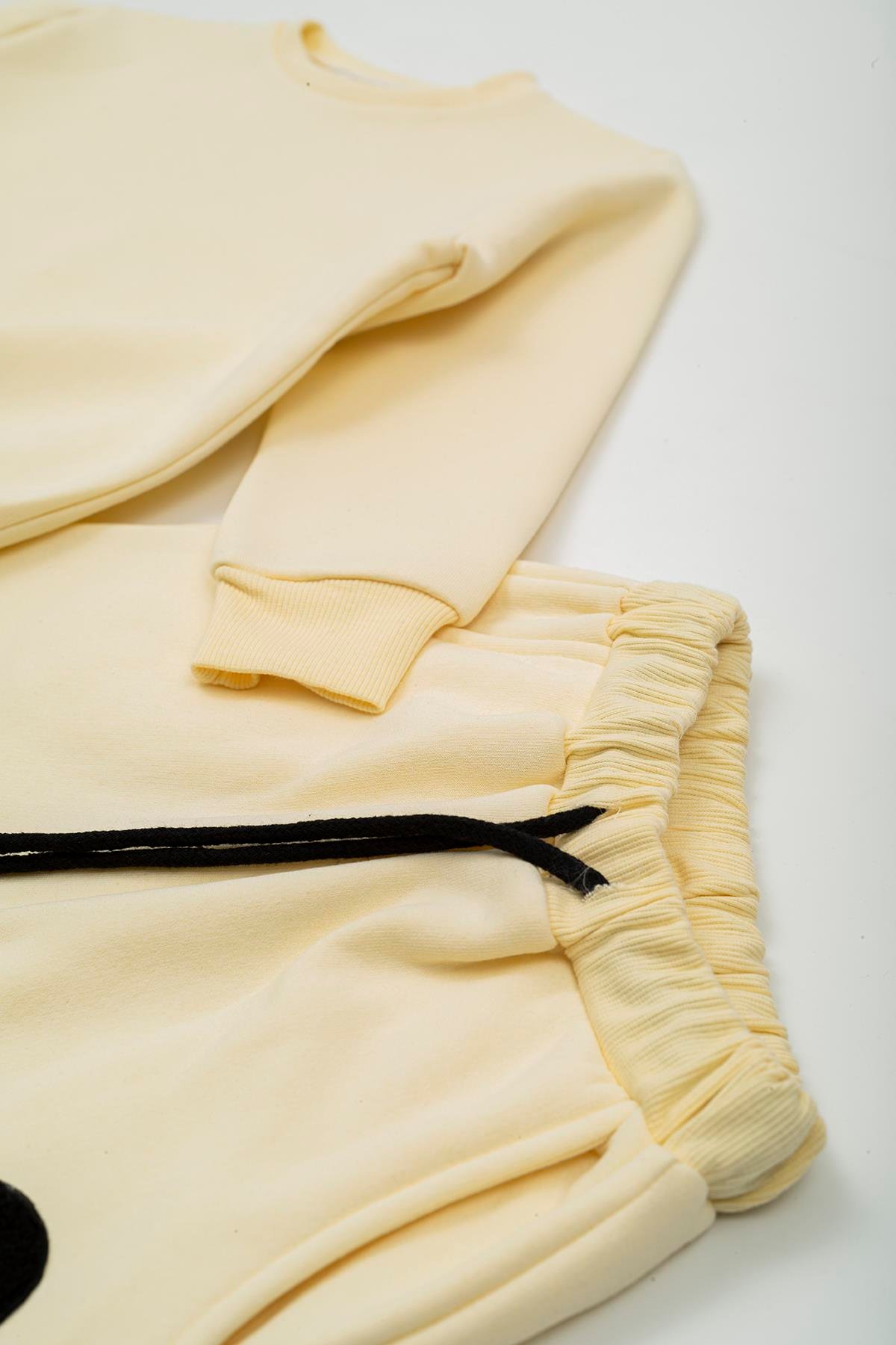 For You Kids Emoji Nakışlı Siyah Alt Üst Takım For You Kids Siyah Emoji Nakışlı Sarı Alt Üst Takım