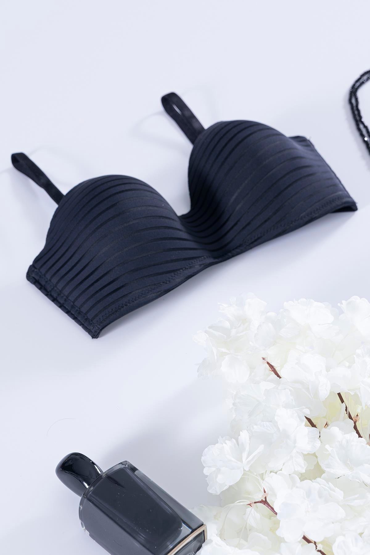 For You Lingerie Bütün Kap Siyah Straplez Sütyen For You Lingerie Bütün Kap Siyah Straplez Sütyen