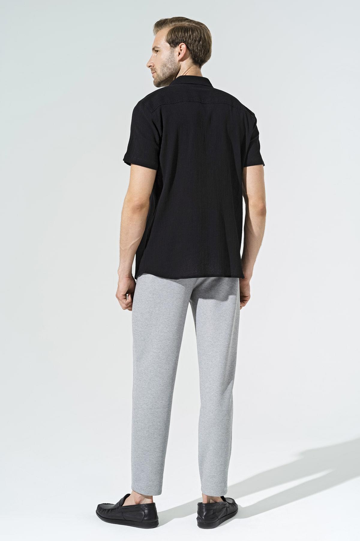 Organik 3 Düğmeli Kısa Kol Siyah Gömlek For You Man Organik 3 Düğmeli Kısa Kol Siyah Gömlek