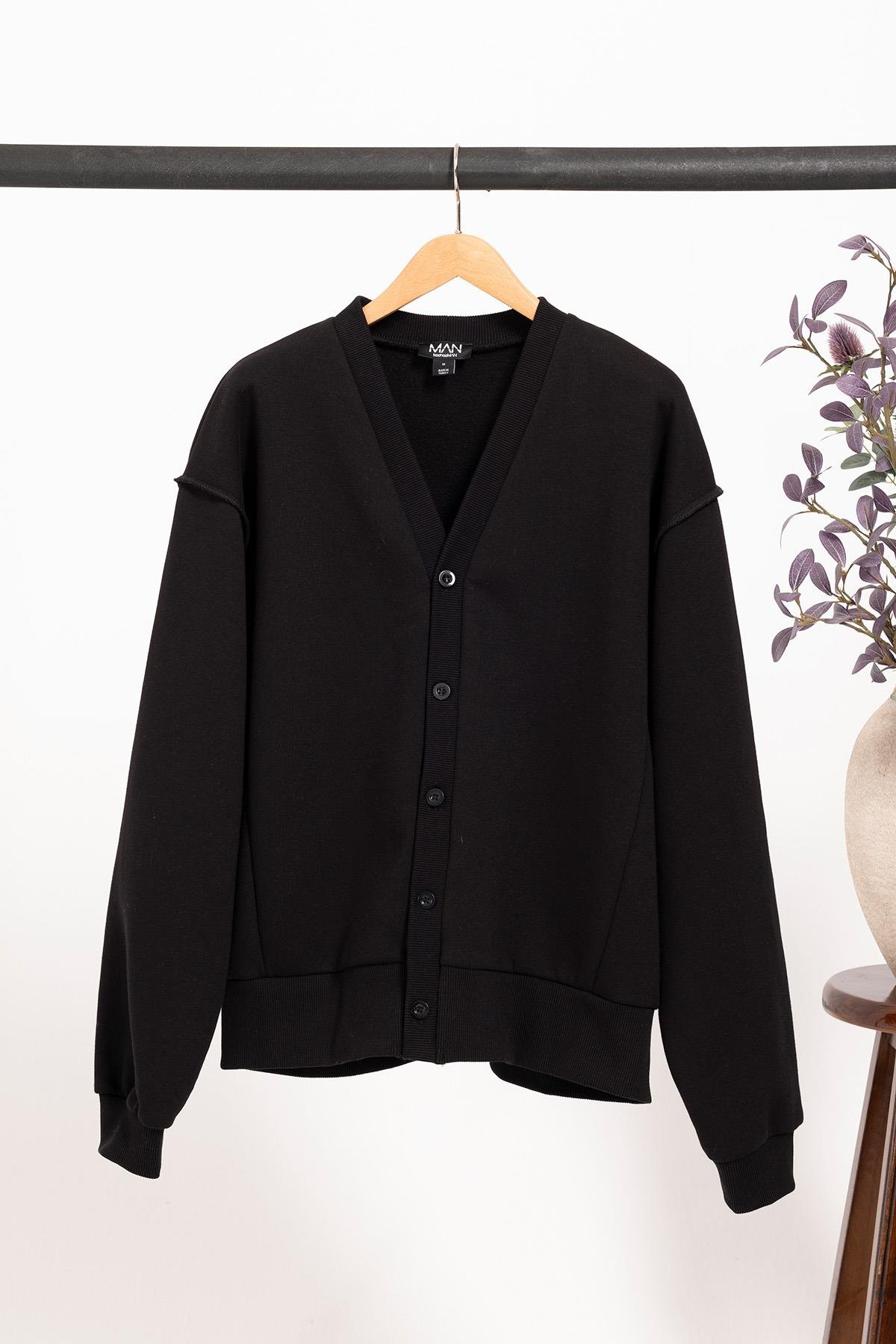 For You Man V Yaka Biyeli ve Düğmeli Erkek Hırka | Siyah For You Man V Yaka Biyeli ve Düğmeli Erkek Hırka | Siyah