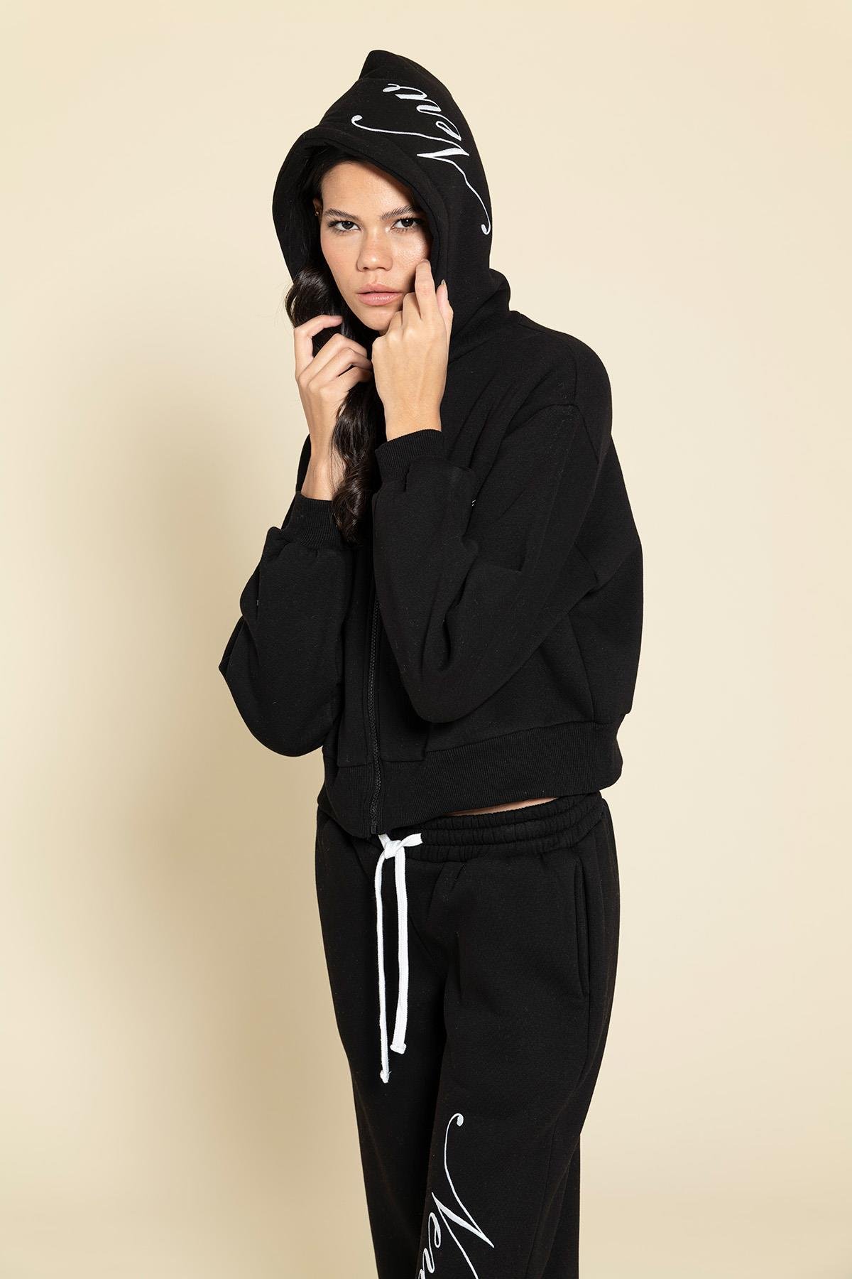 2'li Fermuarlı Newyork Nakışlı Siyah Eşofman Takımı For You Moda 2'li Fermuarlı Newyork Nakışlı Siyah Eşofman Takımı