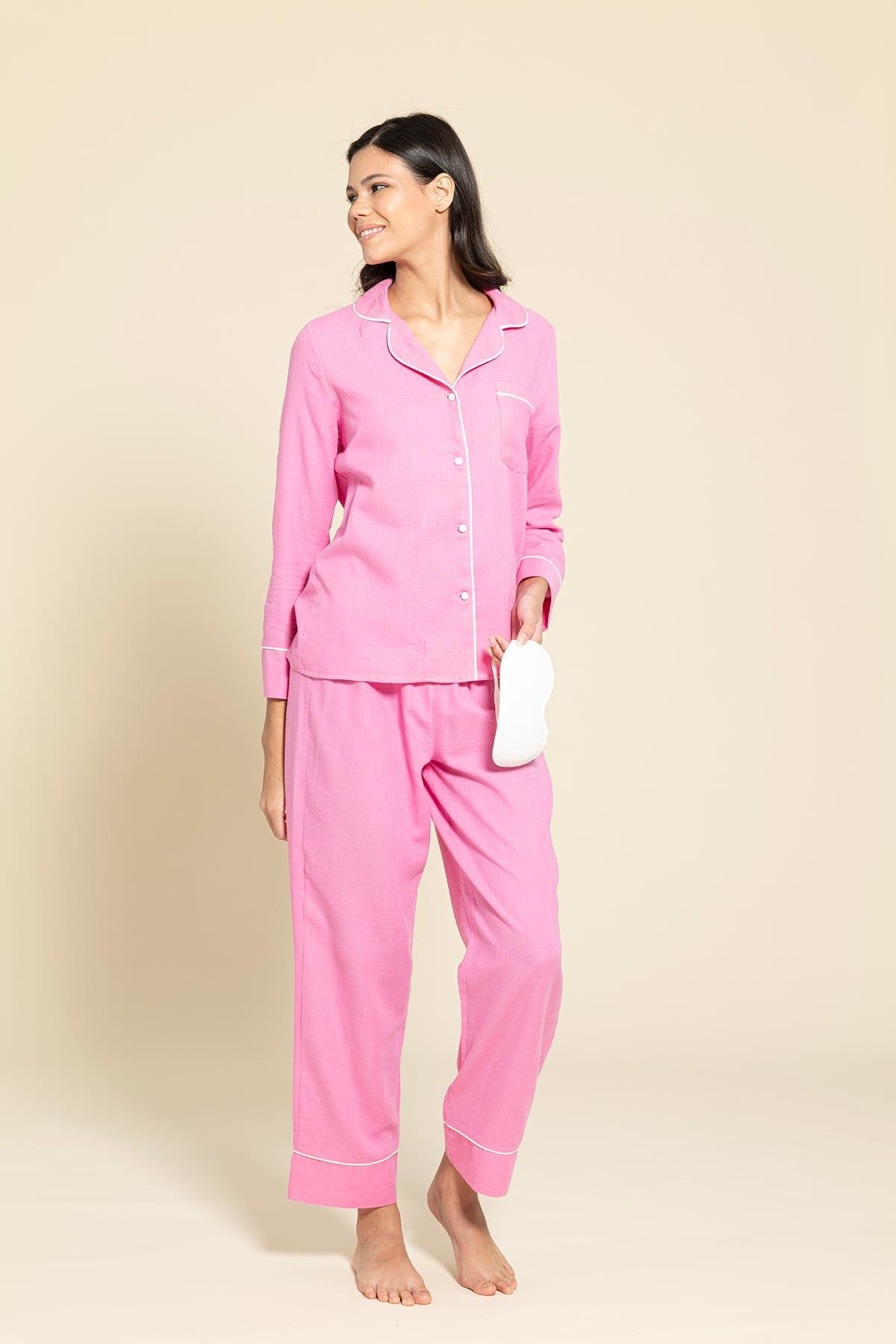 For You Moda 3'lü Organik Beyaz Biyeli Pembe Pijama Takımı For You Moda 3'lü Organik Beyaz Biyeli Pembe Pijama Takımı