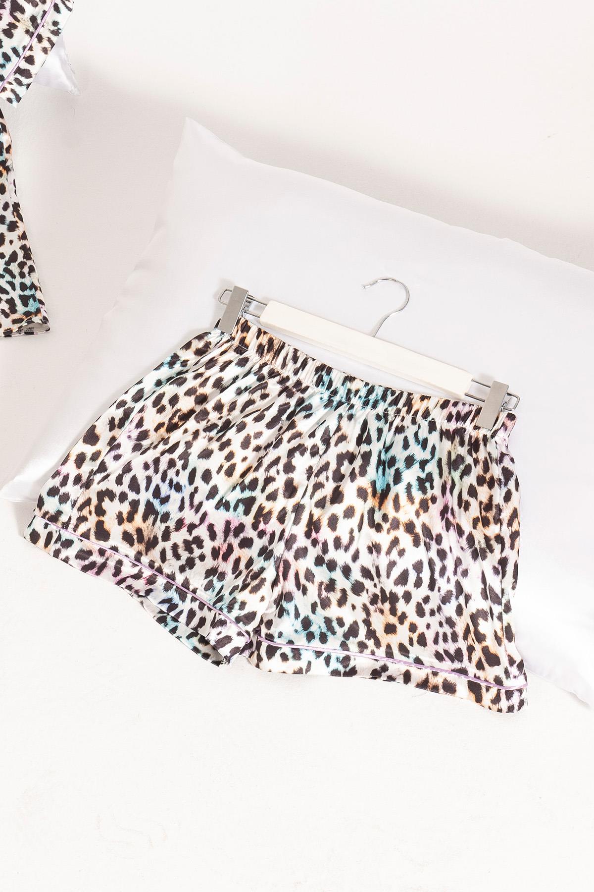 For You Moda 5'li Leopar Desenli Saten Pijama Şort Takım For You Moda 5'li Leopar Desenli Saten Pijama Şort Takım