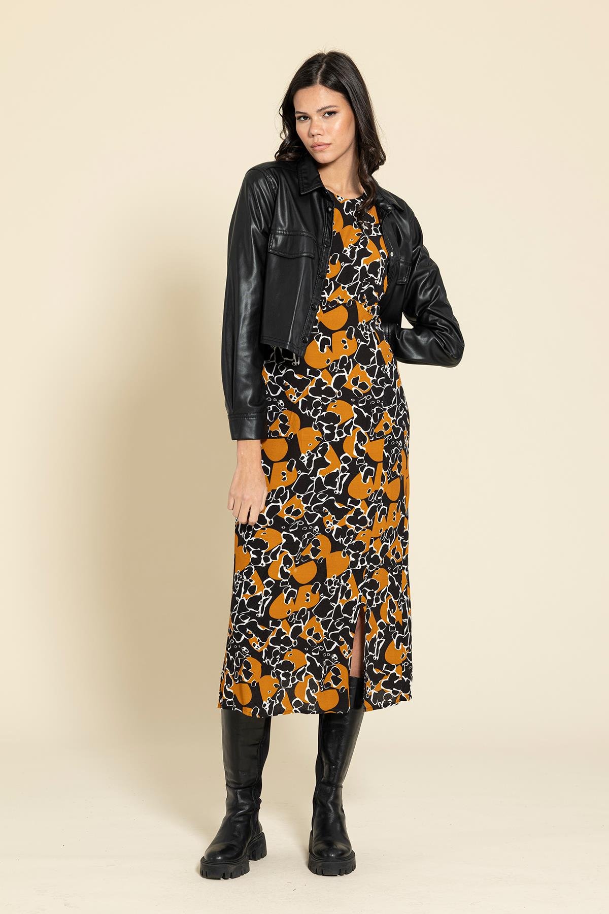 For You Moda Kol Büzgülü Yırtmaçlı Kiremit Elbise For You Moda Kol Büzgülü Yırtmaçlı Kiremit Elbise