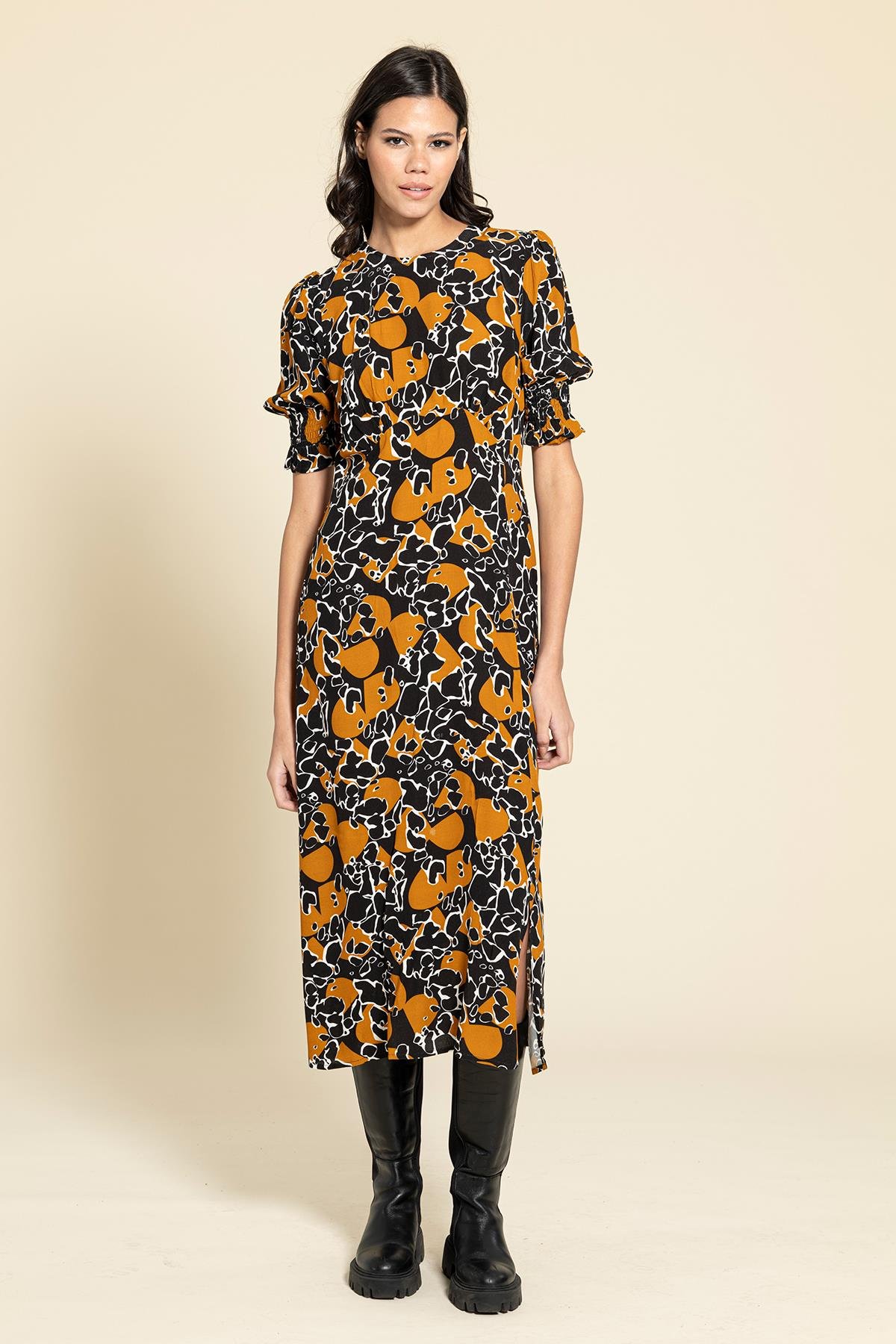 For You Moda Kol Büzgülü Yırtmaçlı Kiremit Elbise For You Moda Kol Büzgülü Yırtmaçlı Kiremit Elbise