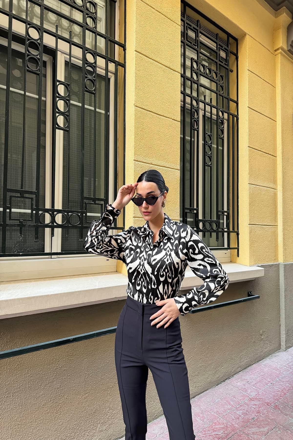 For You Modest Desenli Saten Modest Uzun Siyah Gömlek For You Modest Desenli Saten Modest Uzun Siyah Gömlek