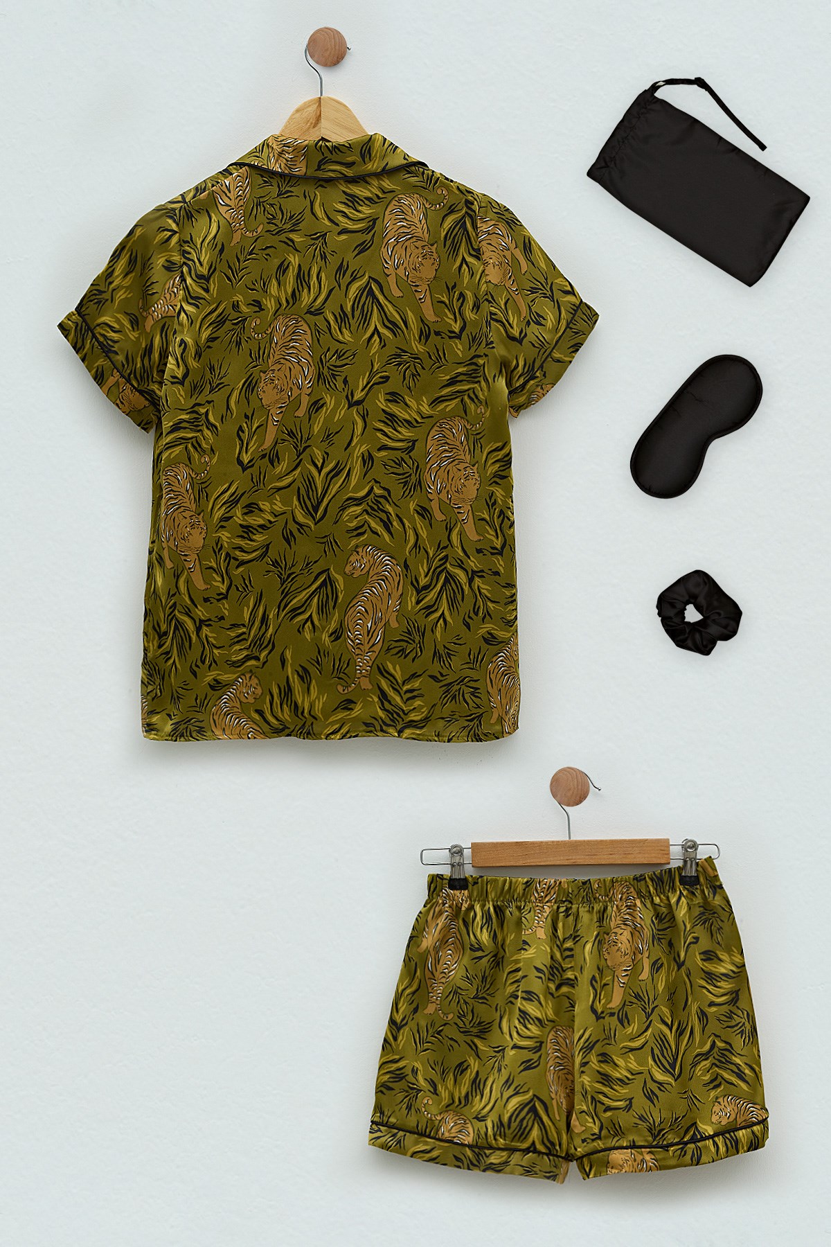 For You Sleepwear/For You Moda For You Sleepwear For you Sleepwear 5 li Saten Kaplan Desen Yeşil Pijama Şort Takım 