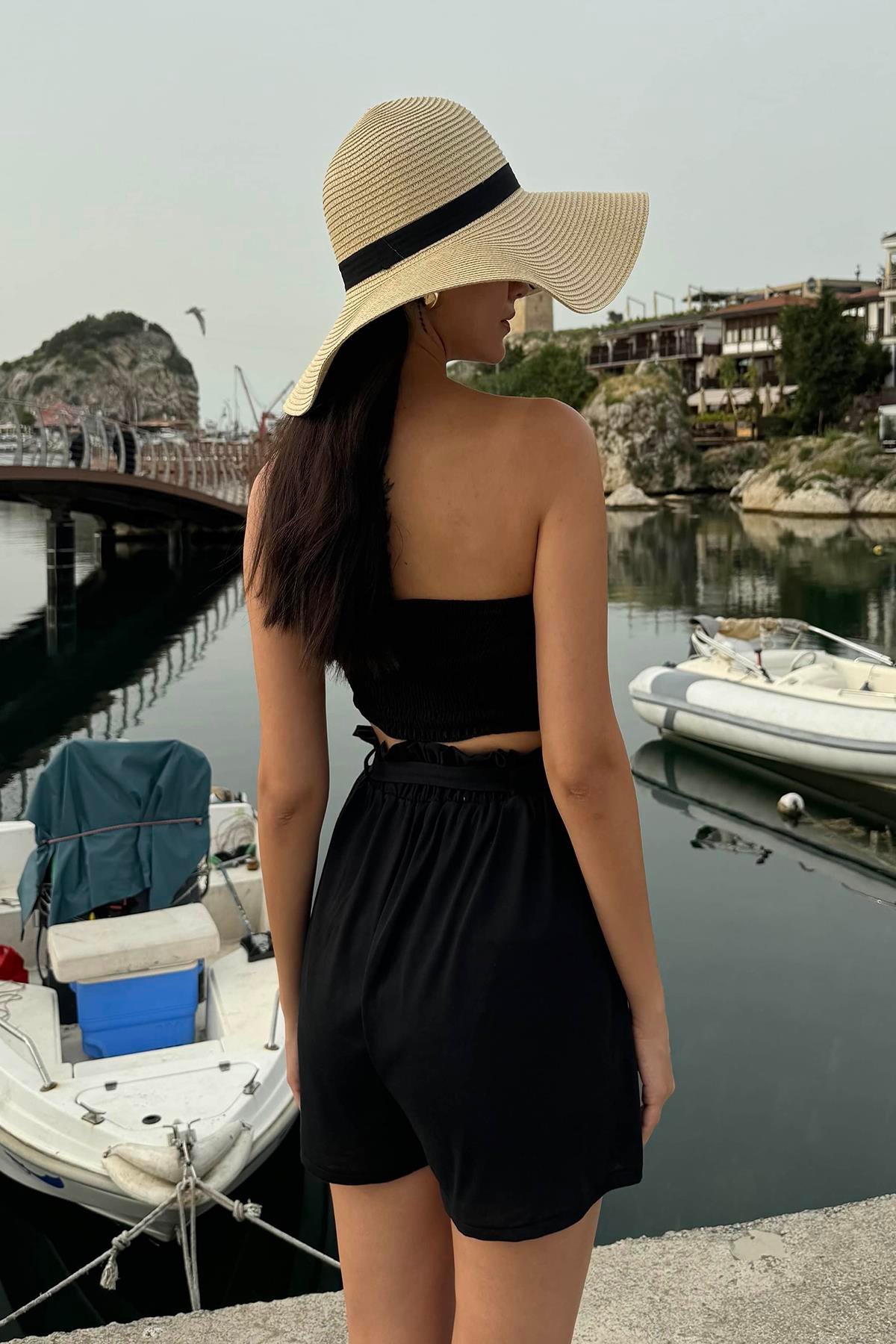 For You Woman 2'li Bustiyerli Siyah Alt Üst Şort Takım  For You Woman 2'li Bustiyerli Siyah Alt Üst Şort Takım