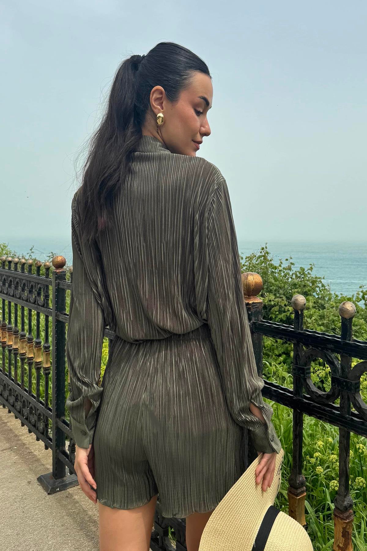 For You Woman 2 li Piliseli Gömlek Şort Yeşil Takım  For You Woman 2'li Piliseli Gömlek Şort Yeşil Takım