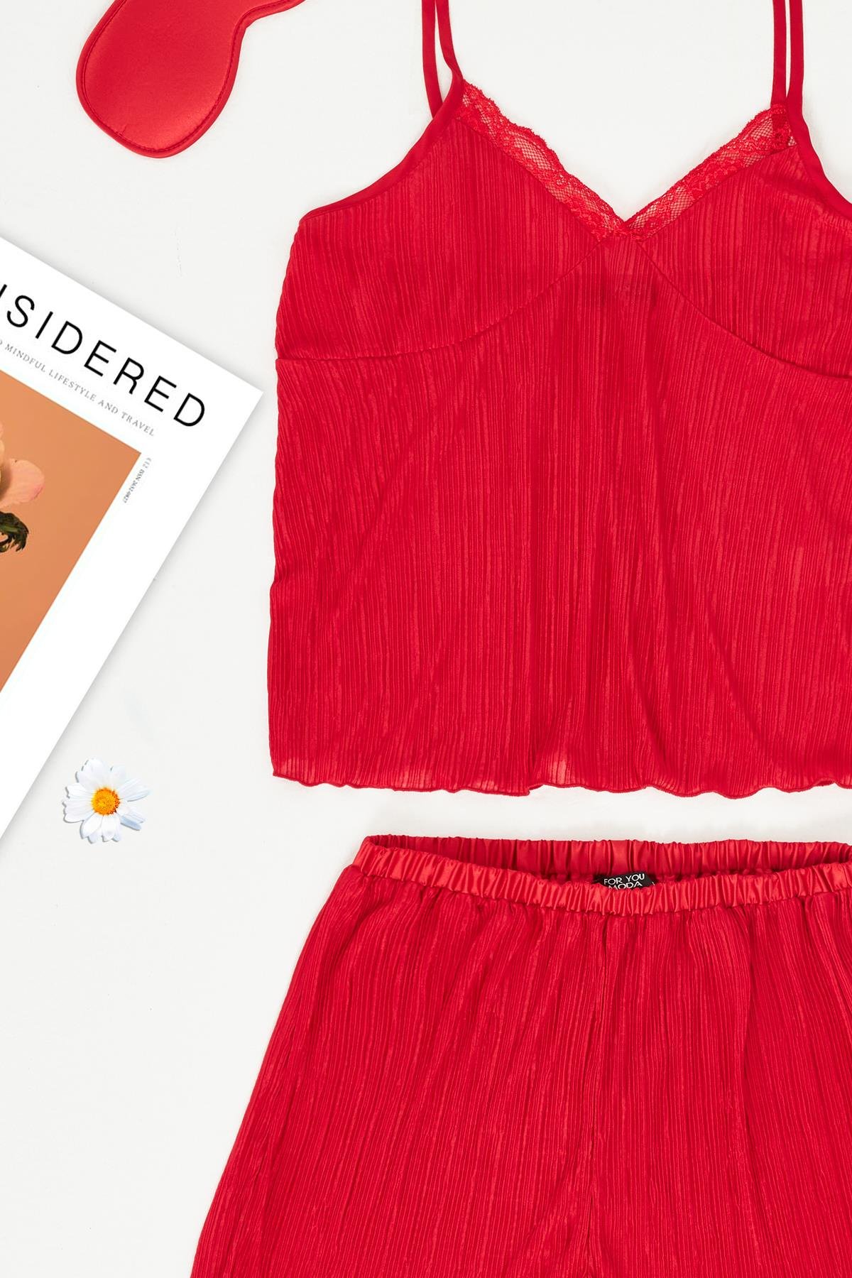 For You Woman 3'lü Piliseli Atlet Şort Kırmızı Takım For You Woman 3'lü Piliseli Kırmızı Atlet Şort Takım