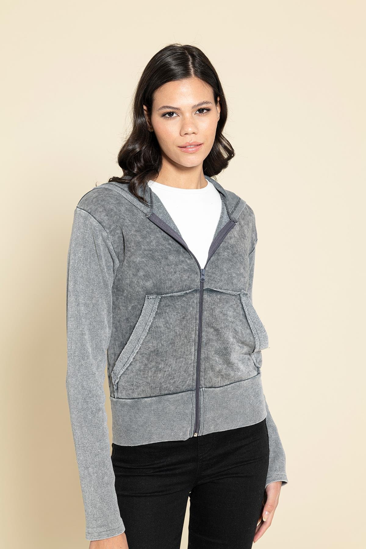 For You Woman Yıkamalı Fermuarlı Kapişonlu Gri Sweatshirt For You Woman Yıkamalı Fermuarlı Kapişonlu Gri Sweatshirt