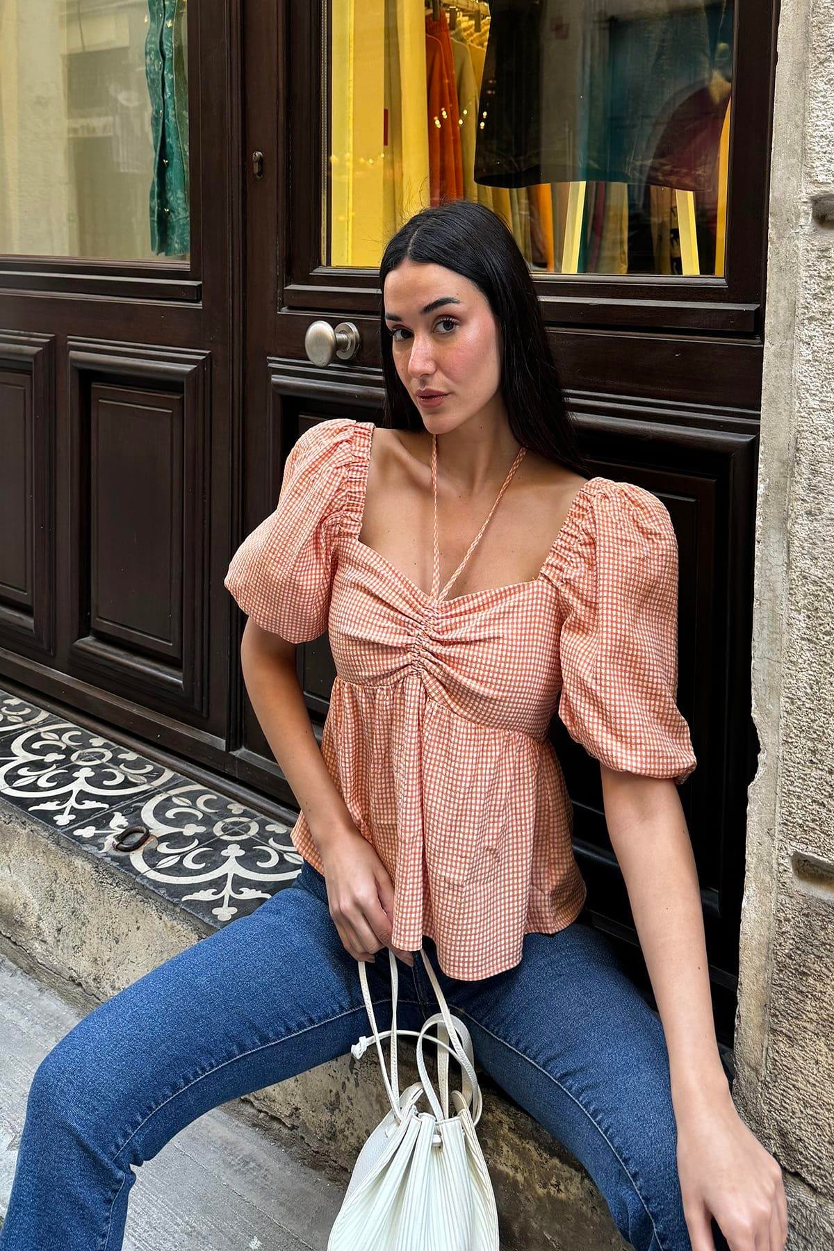 Now Moda Doğal Viskon Boyun Baglamalı Turuncu Bluz Now Moda Doğal Viskon Boyun Baglamalı Turuncu Bluz