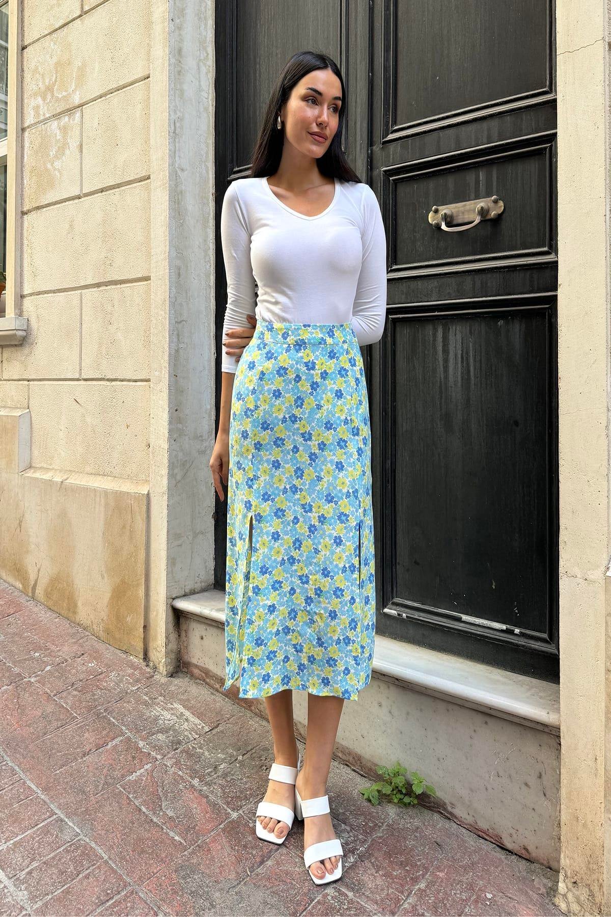 Now Moda Doğal Viskon Çift Yırtmaç Desenli Mavi Etek Now Moda Doğal Viskon Çift Yırtmaç Desenli Mavi Etek