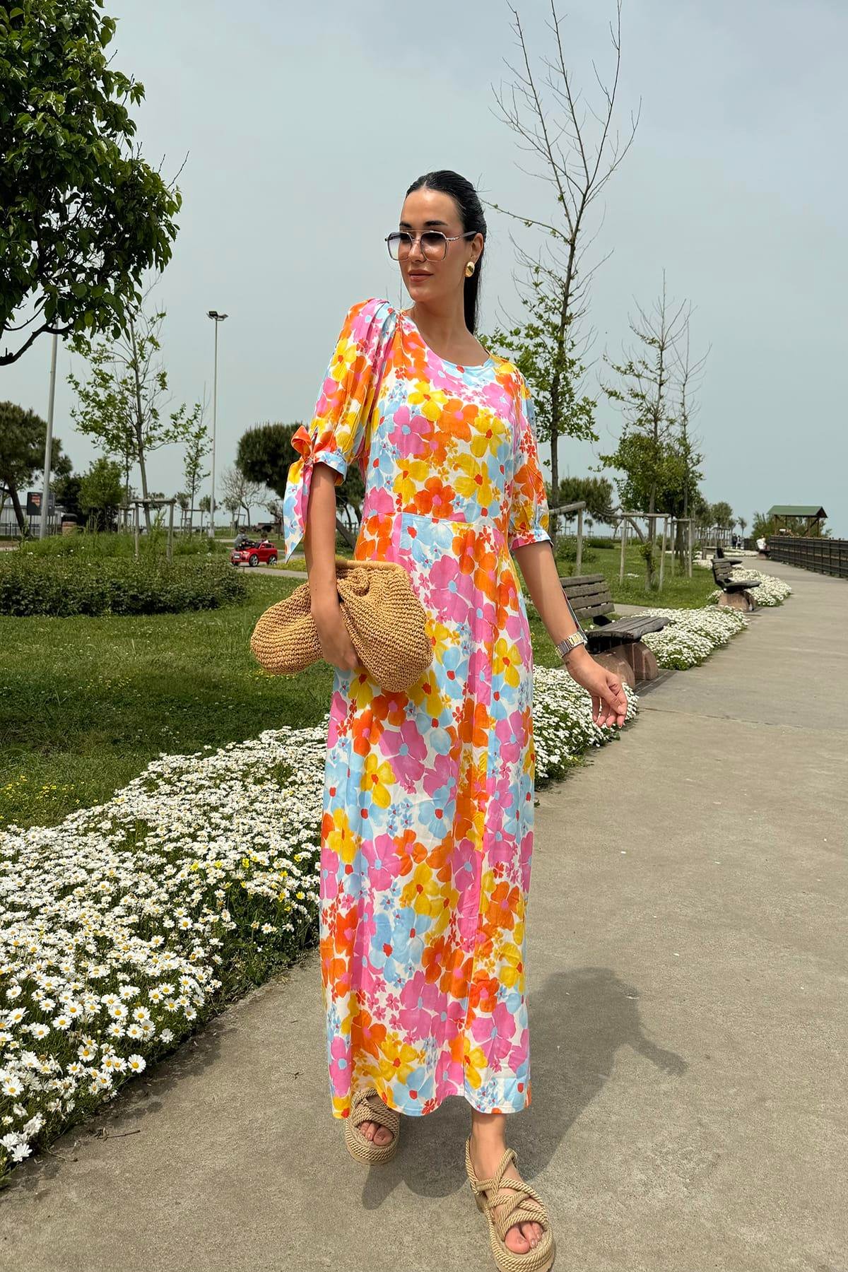 Now Moda Doğal Viskon Desenli Yırtmaçlı Uzun Turuncu Elbise Now Moda Doğal Viskon Desenli Yırtmaçlı Uzun Turuncu Elbise