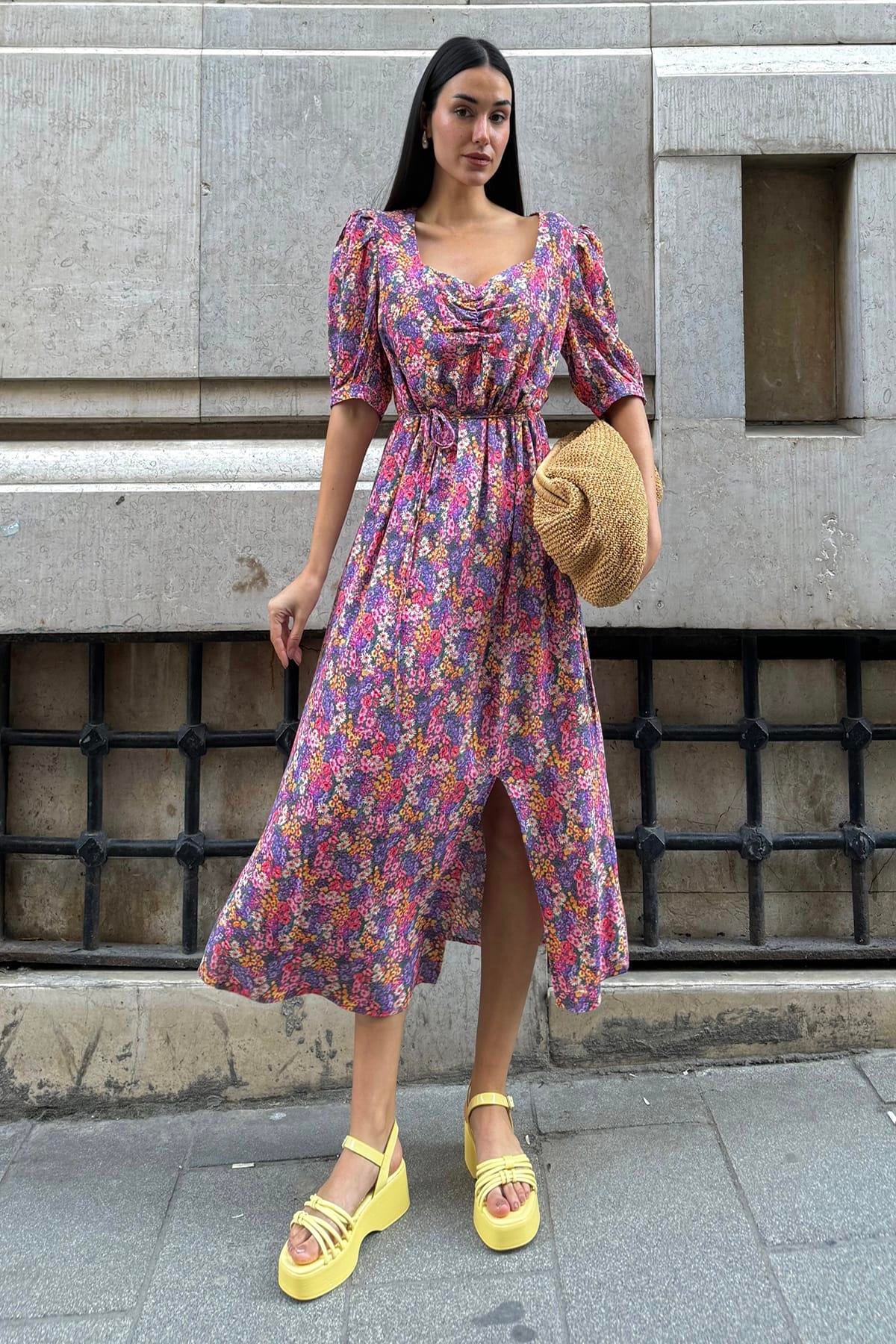 Now Moda Doğal Viskon Ön Büzgülü Yırtmaçlı Desenli Uzun Lila Elbise Now Moda Doğal Viskon Ön Büzgülü Yırtmaçlı Desenli Uzun Lila Elbise