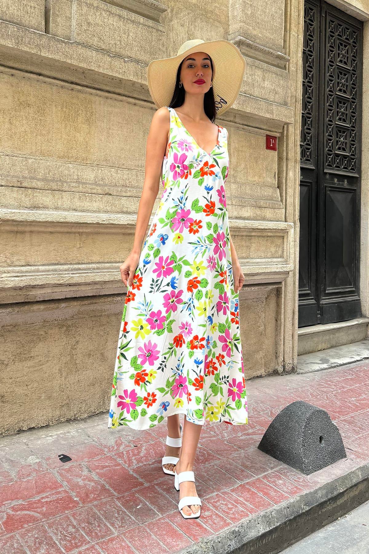 Now Moda V Yaka Desenli Bel Bağlamalı Uzun Fuşya Elbise Now Moda Doğal Viskon V Yaka Desenli Bel Bağlamalı Uzun Fuşya Elbise