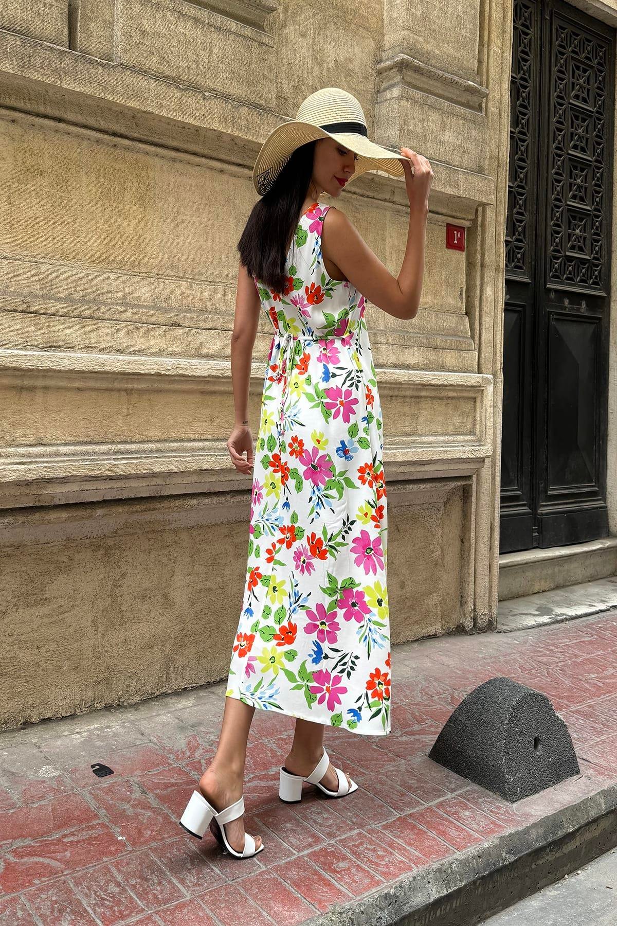 Now Moda V Yaka Desenli Bel Bağlamalı Uzun Fuşya Elbise Now Moda Doğal Viskon V Yaka Desenli Bel Bağlamalı Uzun Fuşya Elbise