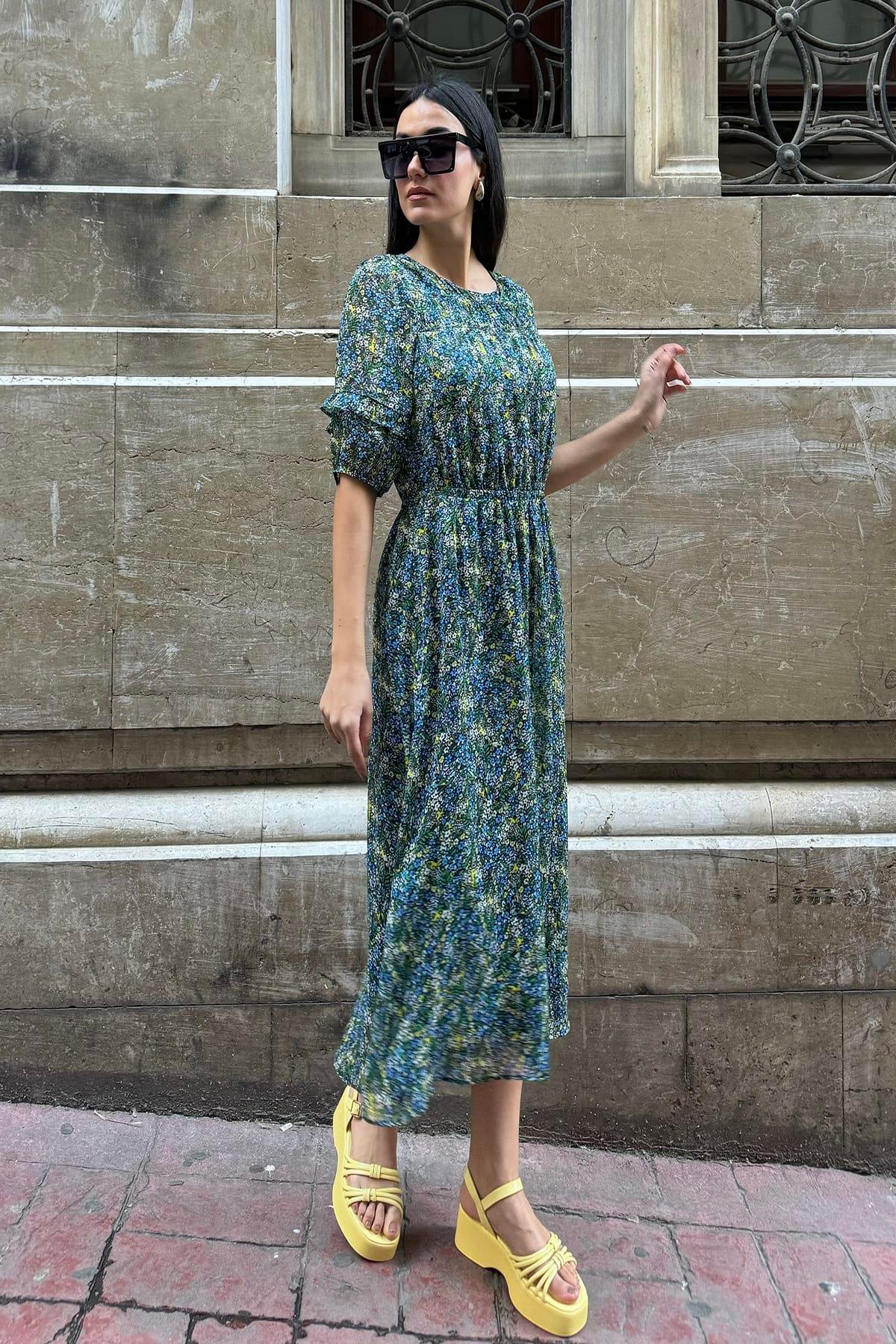 Now Moda Şifon Astarlı Bel Büzgülü Desenli Uzun Yeşil Elbise Now Moda Şifon Astarlı Bel Büzgülü Desenli Uzun Yeşil Elbise