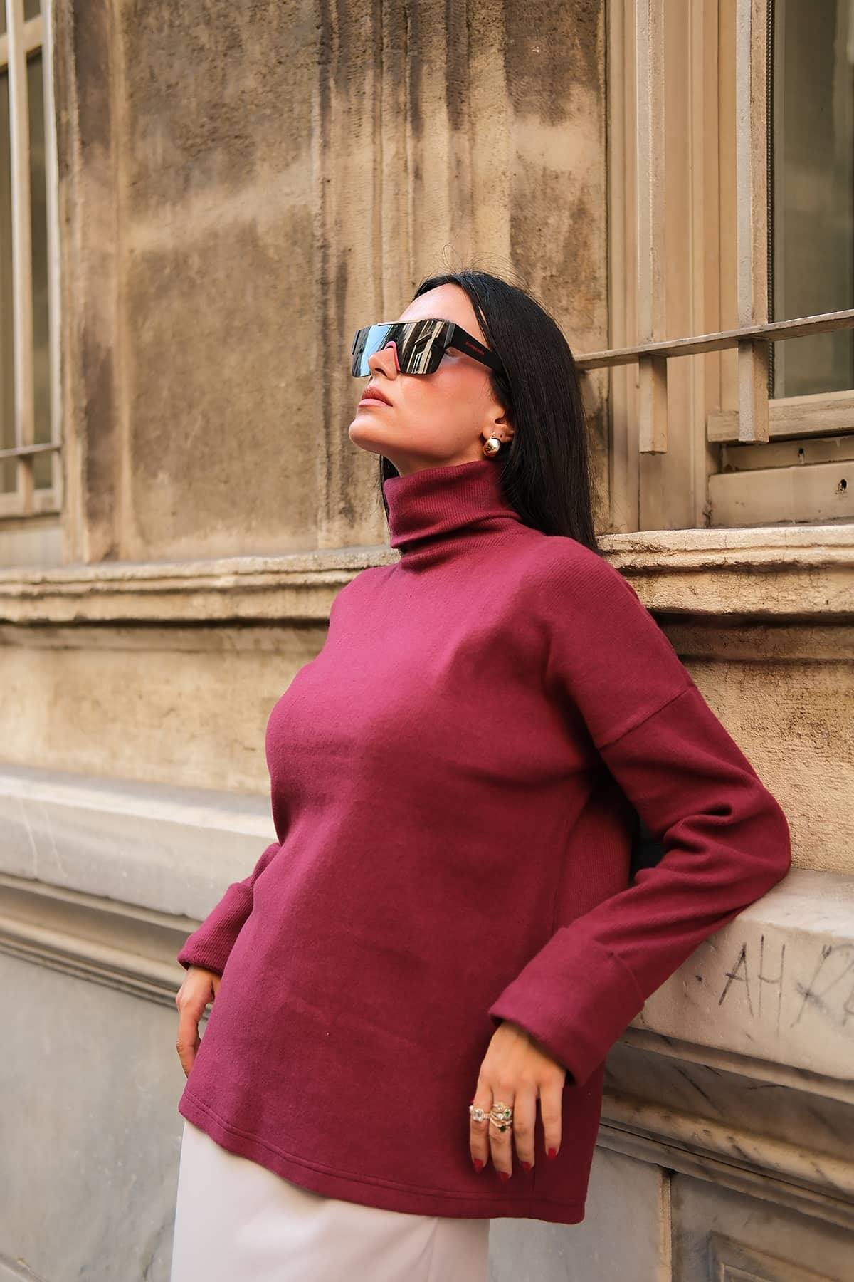 Y London Kol Detaylı Balıkcı Yaka Boğazlı Bordo Bluz Y London Kol Detaylı Balıkcı Yaka Boğazlı Bordo Bluz