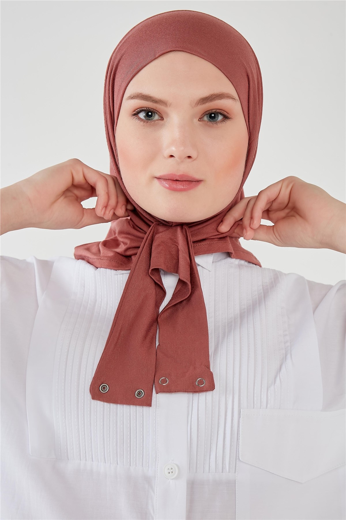 Çıtçıtlı Bone Koyu Gül Kurusu