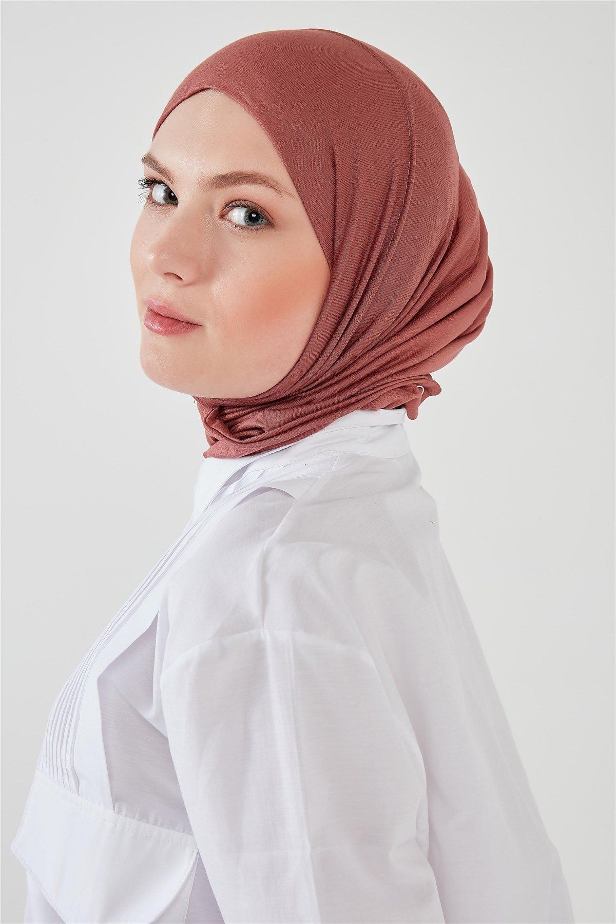 Çıtçıtlı Bone Koyu Gül Kurusu