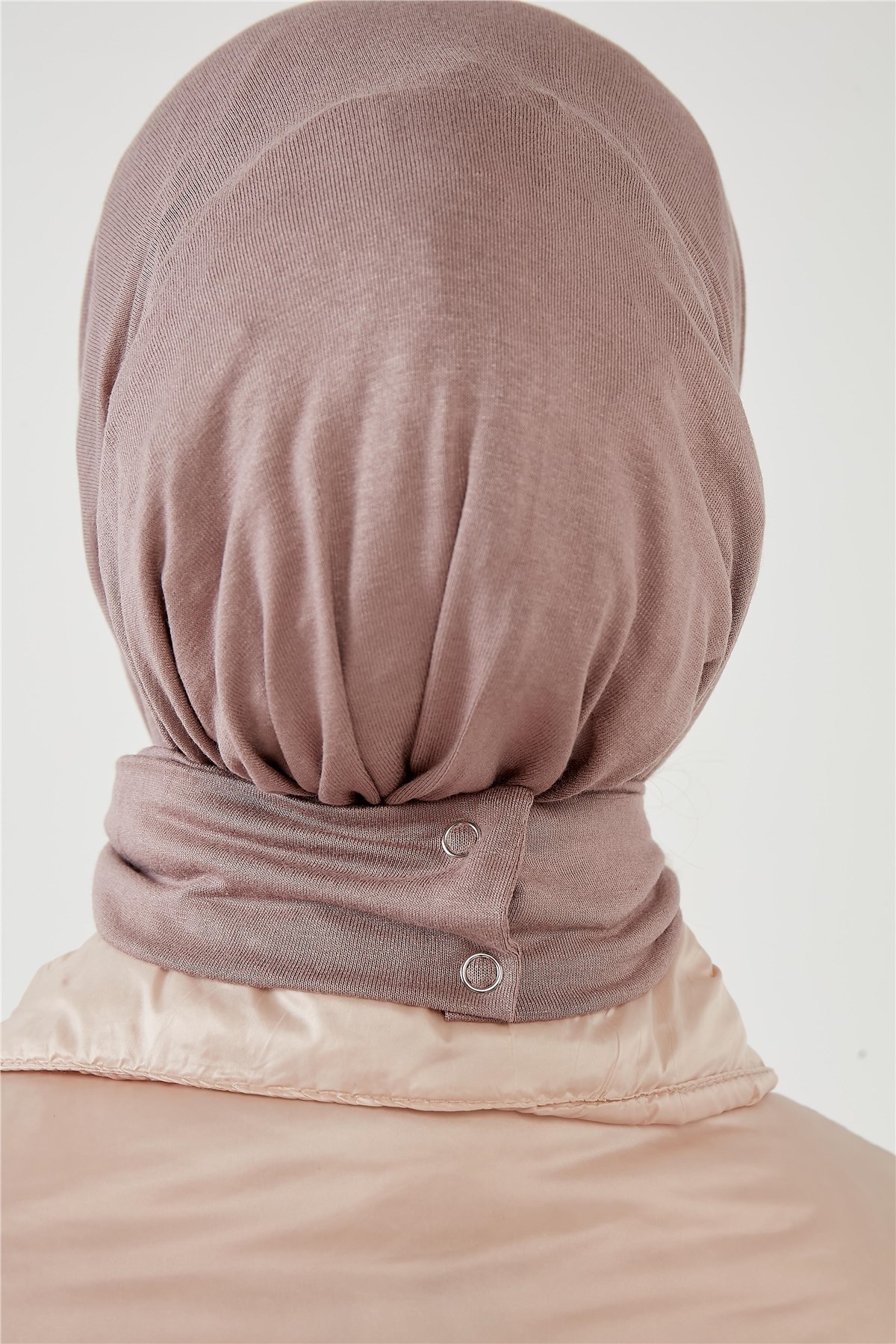 Çıtçıtlı Bone Koyu Vizon