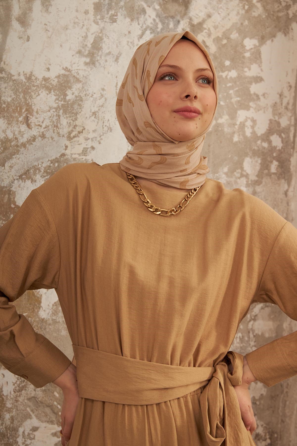 DESENLİ NATUREL KREP ŞAL - KREM